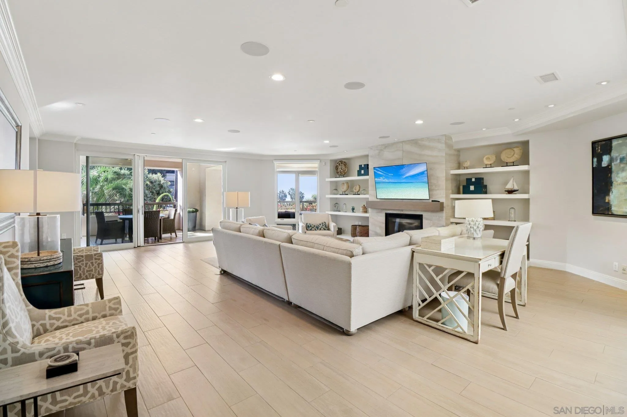 Photo #8: 2600213 Listing: Photo #8