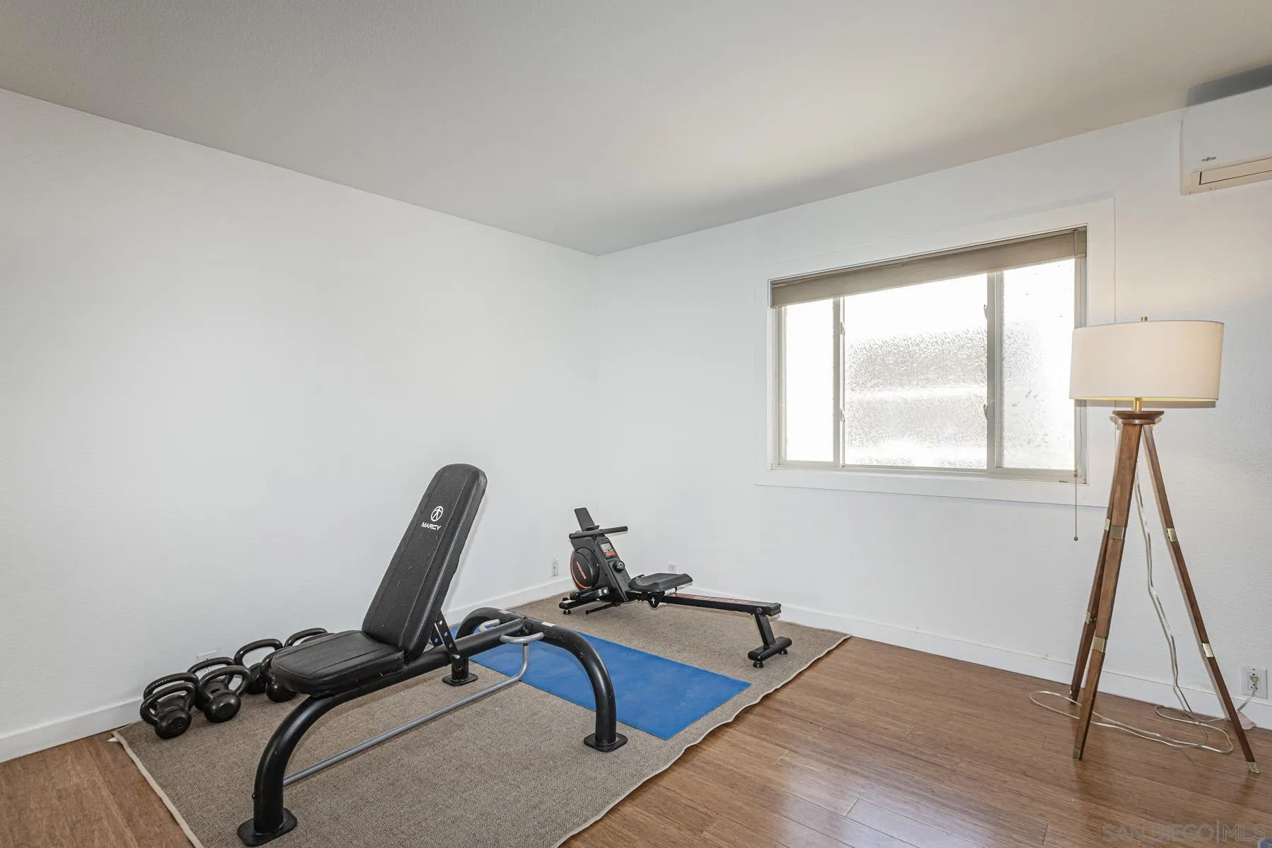 https://cdn.realtyfeed.com/cdn/127/260021300/12f083234c89da82ae9e9d59f660d4ae.webp