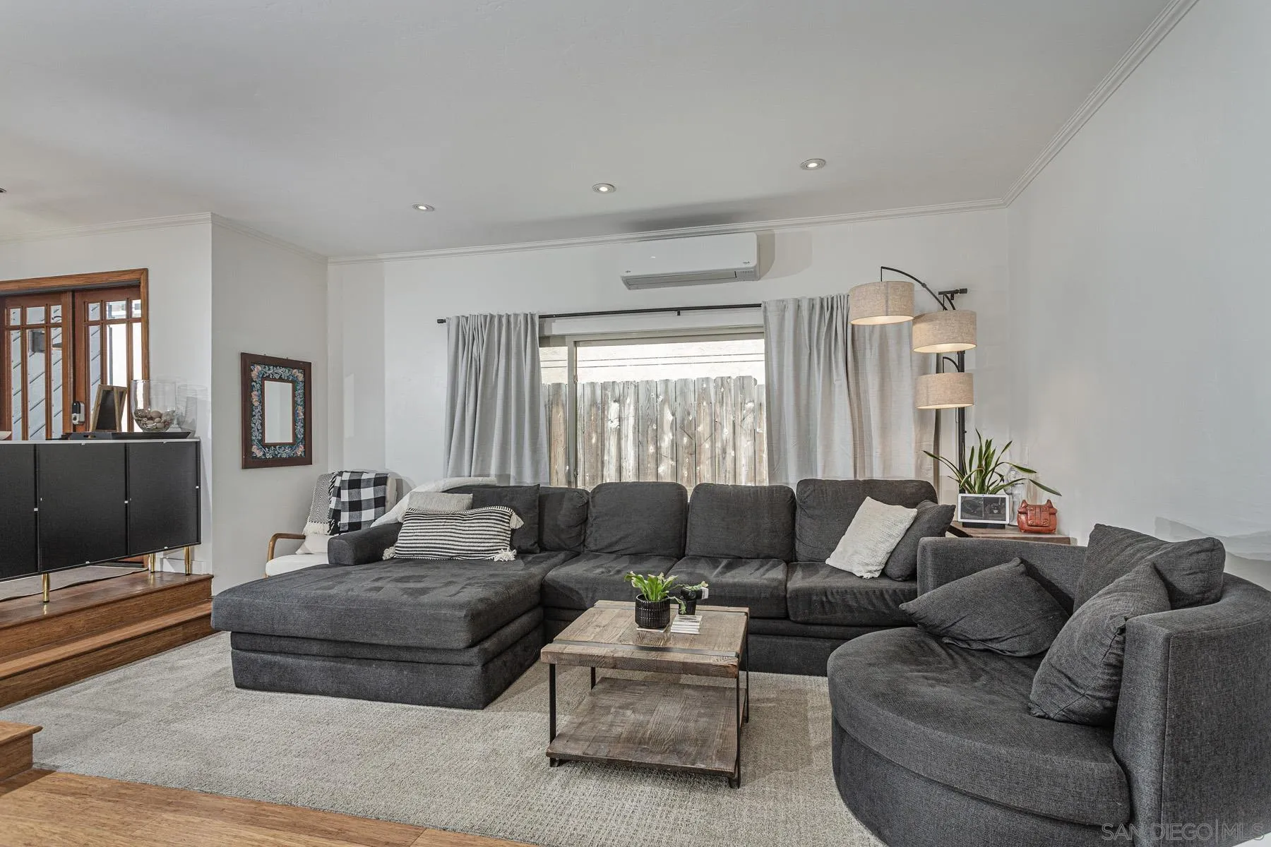 https://cdn.realtyfeed.com/cdn/127/260021300/4355295ac691195236875e5a6d9b5e7f.webp
