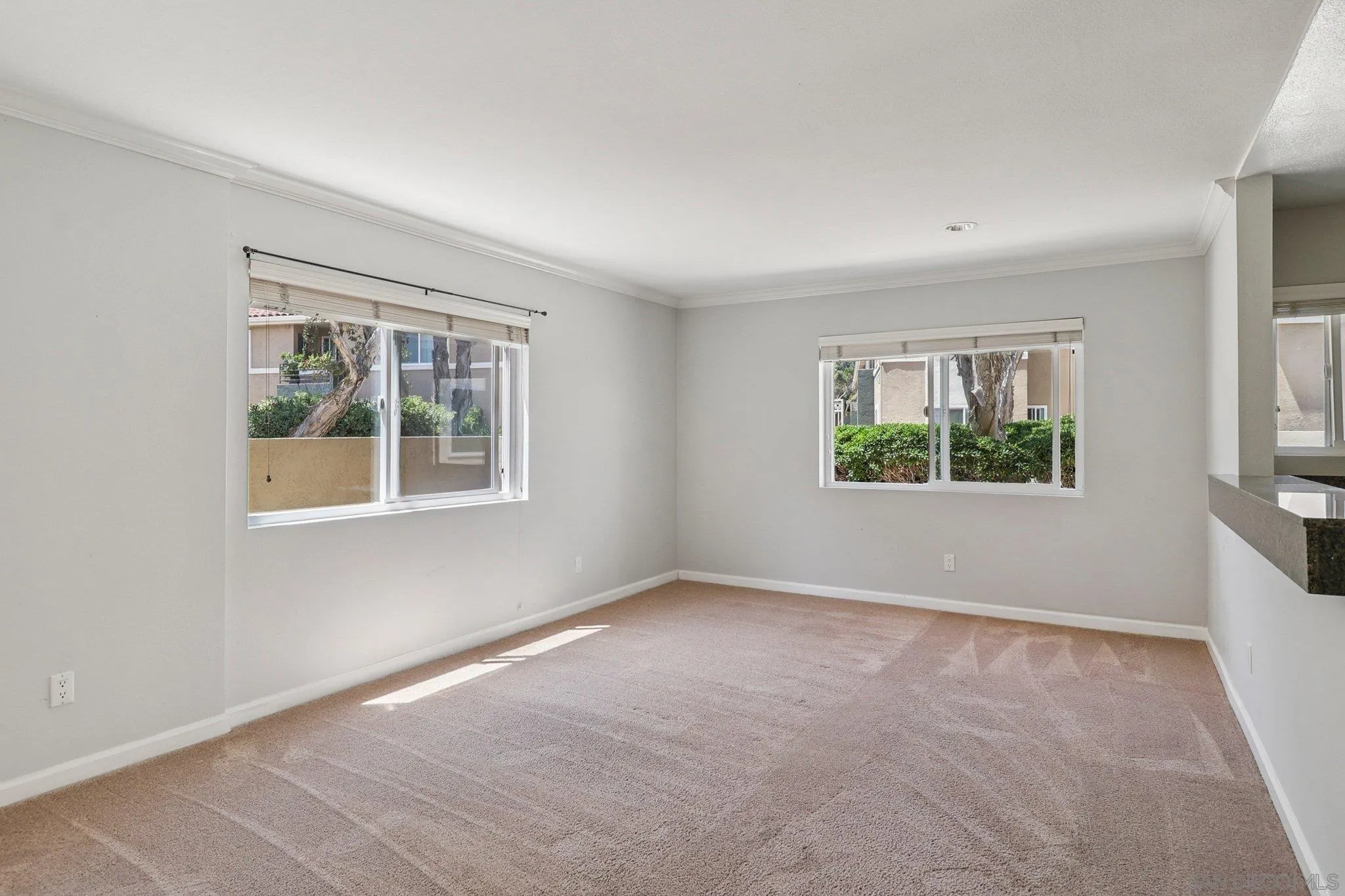 7565 Charmant Dr Unit 505, San Diego, CA 92122 - Photo 4 of 39, San Diego, CA