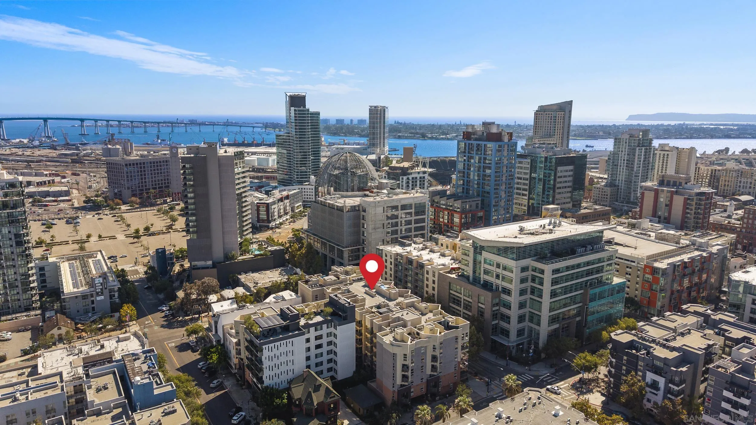https://cdn.realtyfeed.com/cdn/127/260021309/858081b248a2e0d7c9af4530307b1b2d.webp