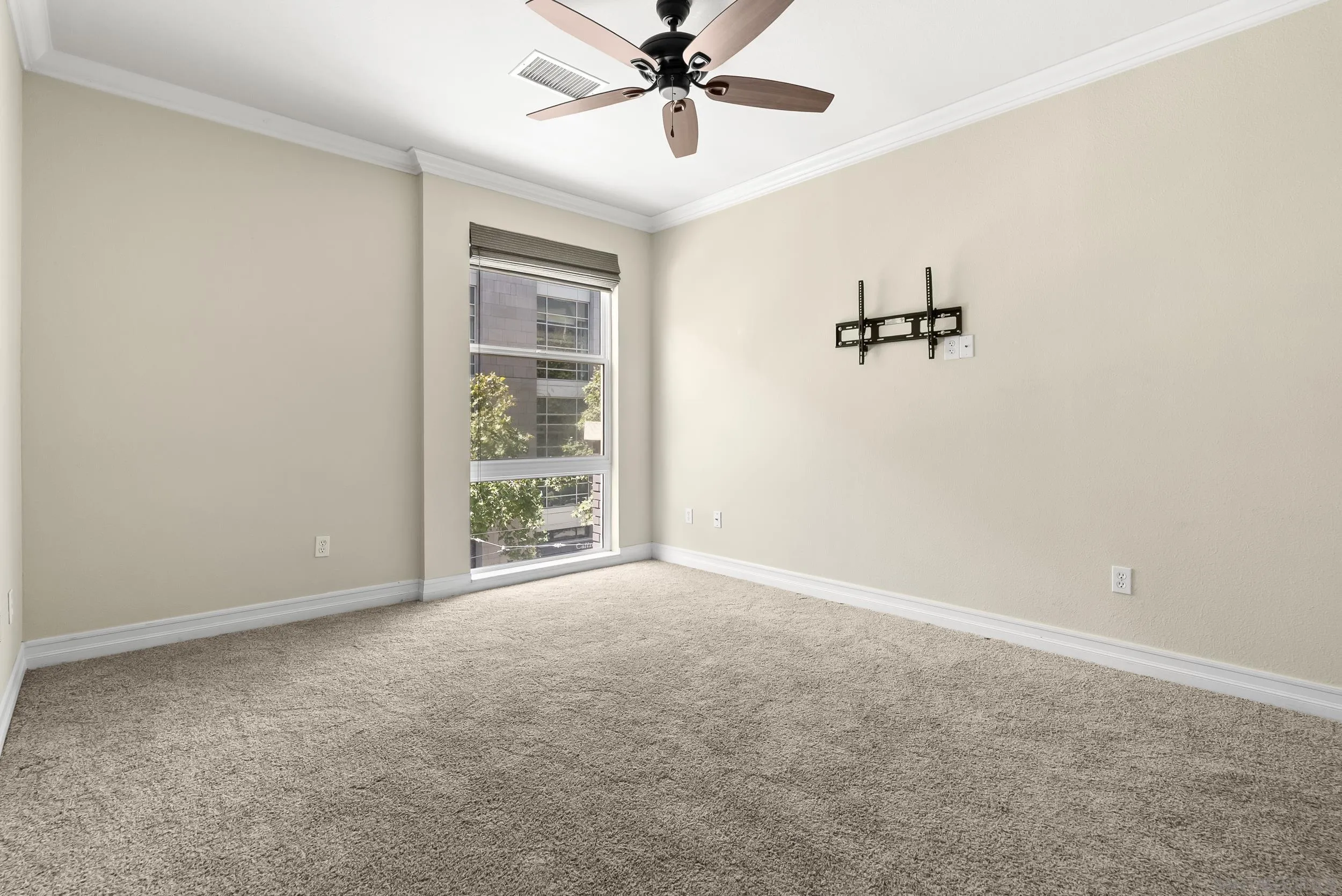 https://cdn.realtyfeed.com/cdn/127/260021309/ac6dbd21189ee2473650baa700791856.webp