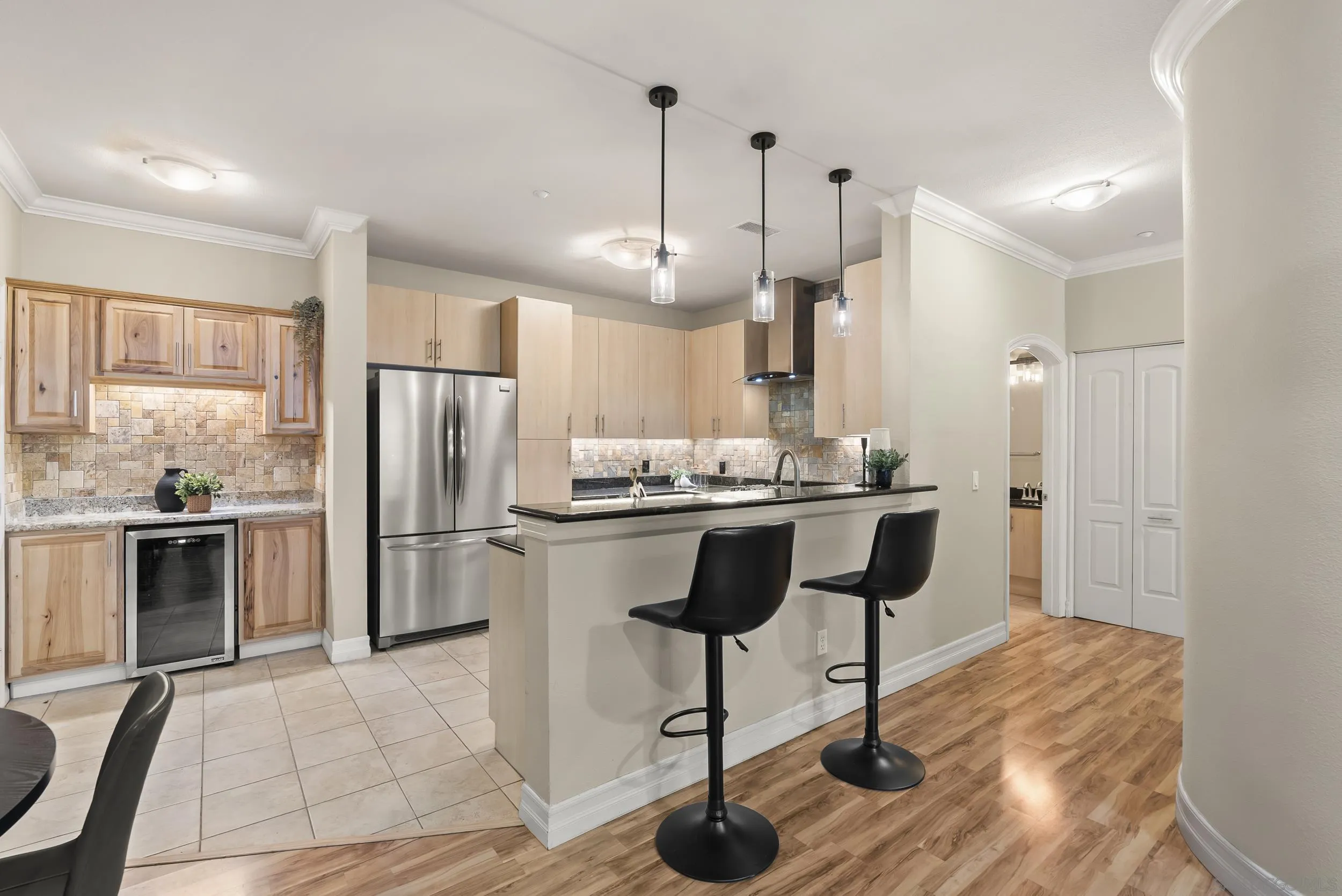 https://cdn.realtyfeed.com/cdn/127/260021309/e00862d24b45f9682fd76cec902e7141.webp