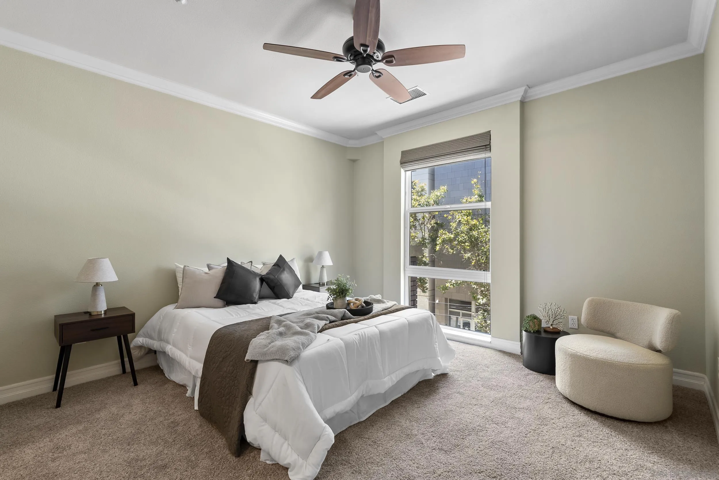 https://cdn.realtyfeed.com/cdn/127/260021309/ee9ac57ca8b08cfd8d5e49b1d178ca2f.webp