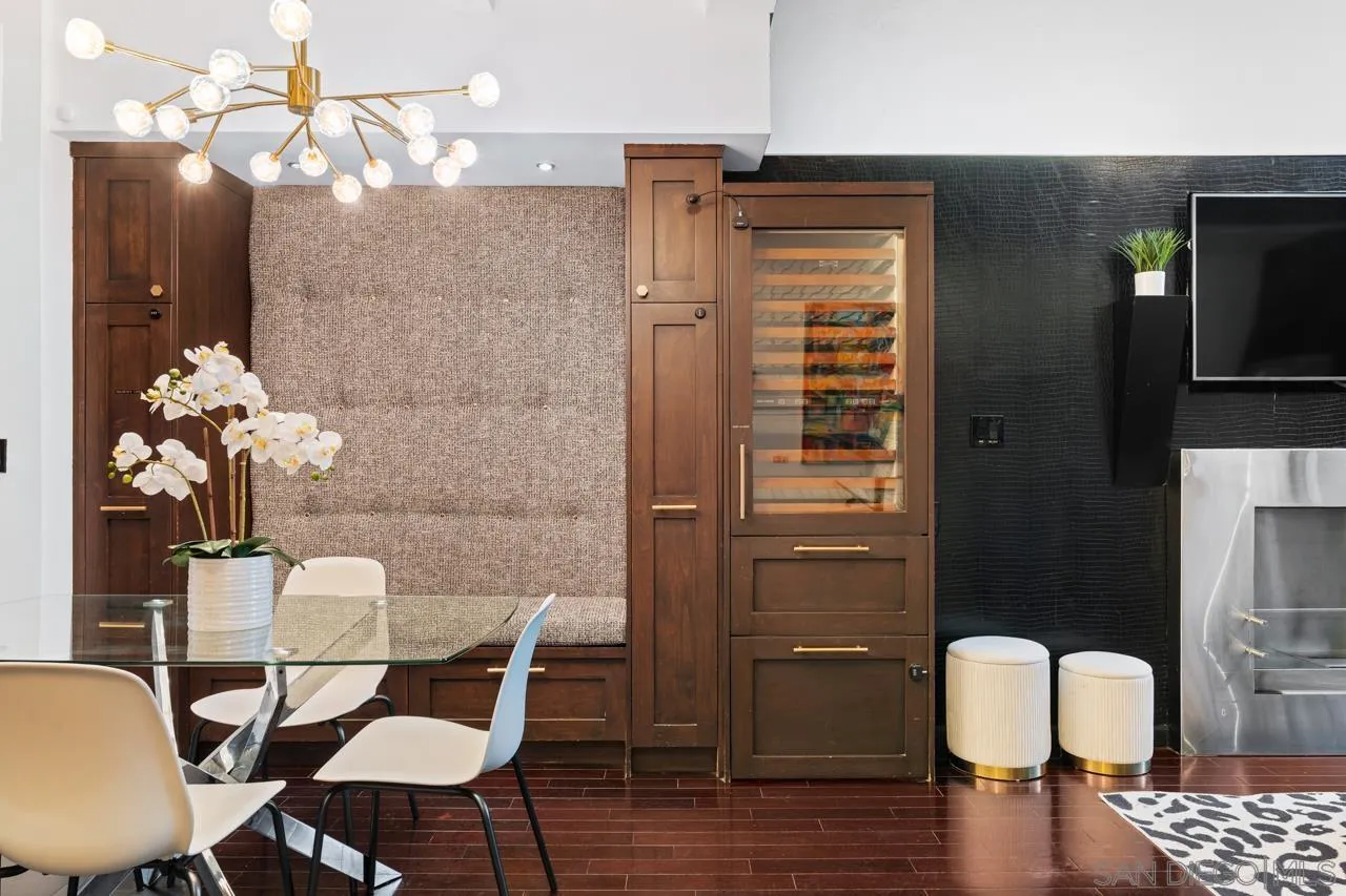 https://cdn.realtyfeed.com/cdn/127/260021312/39a769649fa471e7c801740d7414c7e7.webp