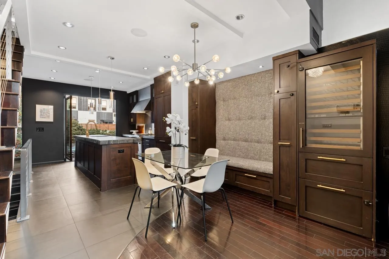 https://cdn.realtyfeed.com/cdn/127/260021312/cc71d11d6918e7f6b7259b8ce1cbfb1c.webp