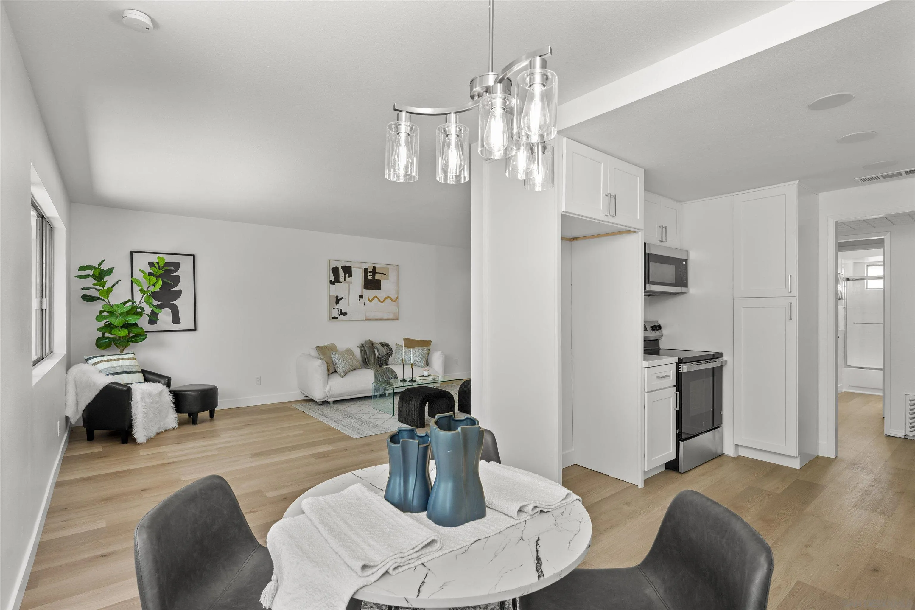 https://cdn.realtyfeed.com/cdn/127/260021313/282cb460634b2332c52e5908704a7b70.webp