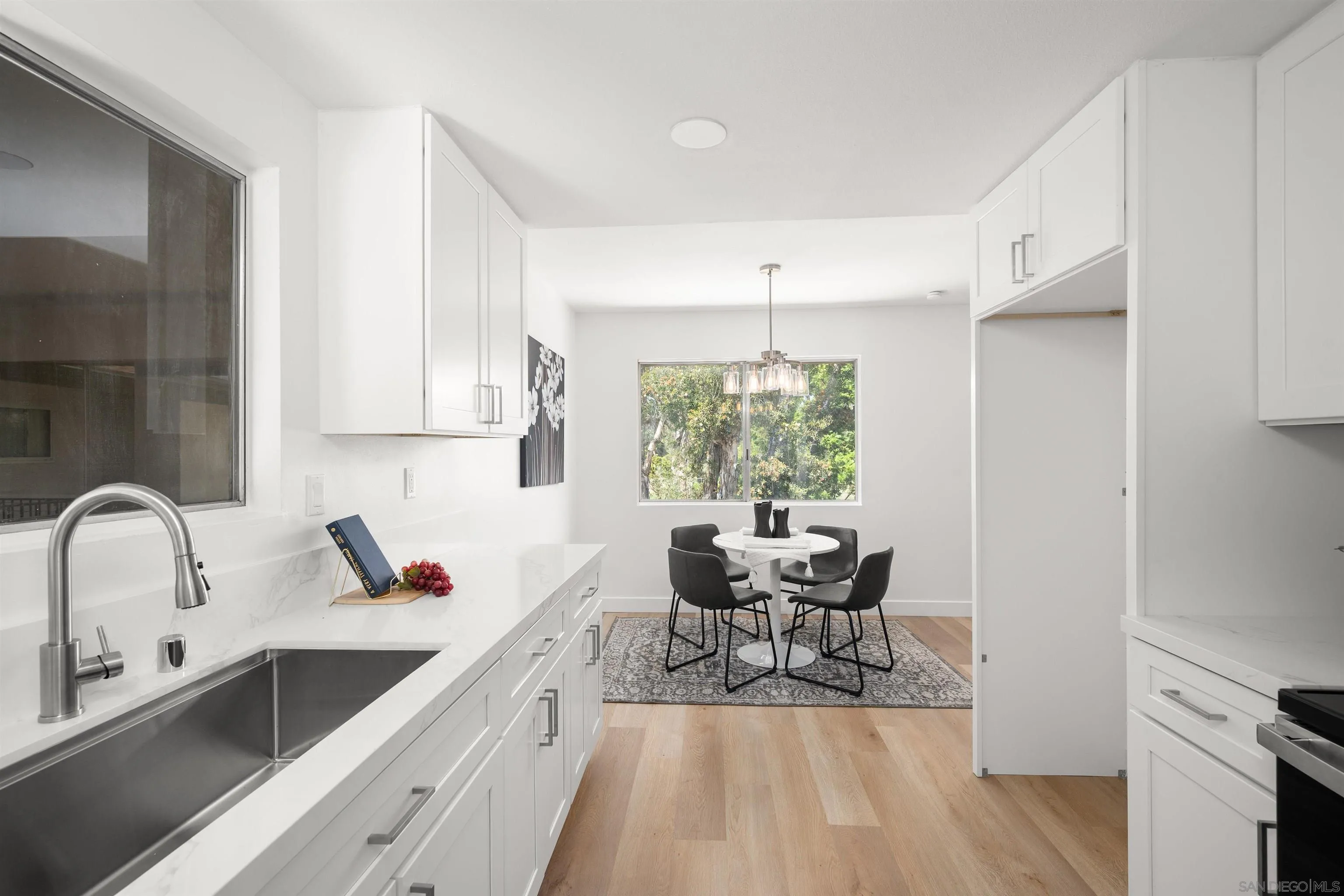 https://cdn.realtyfeed.com/cdn/127/260021313/c0f9f47bbc632caffd7e90f71bb031e7.webp