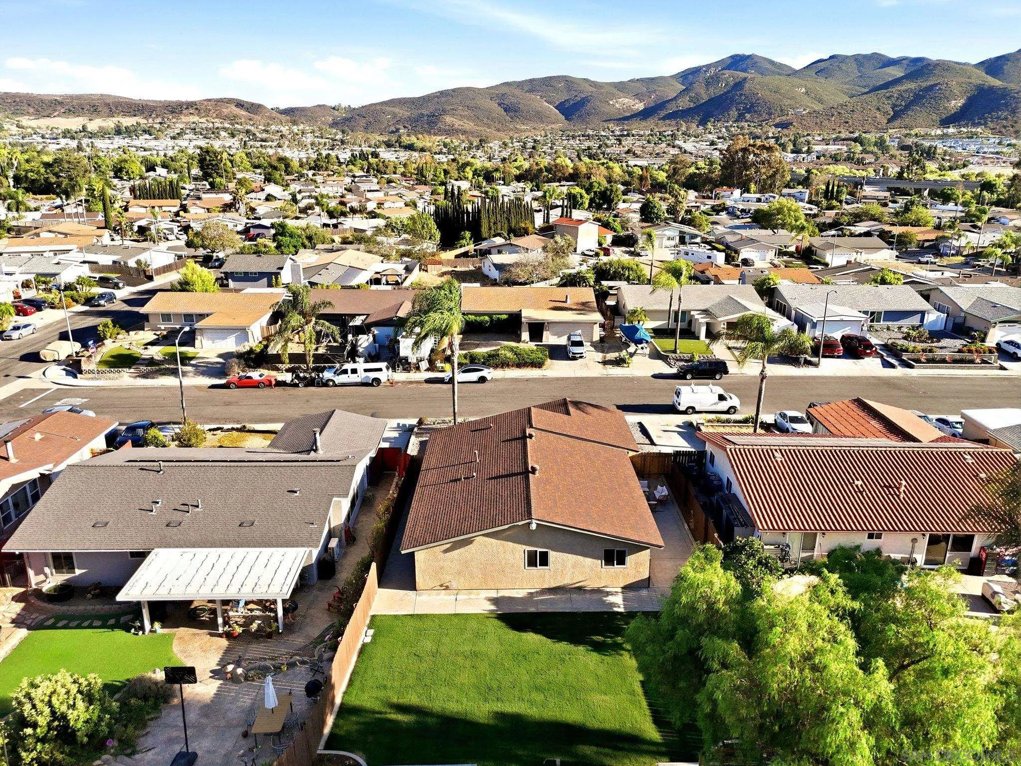 https://cdn.realtyfeed.com/cdn/127/260021315/9d79183d4eda900450354988374e0732.webp