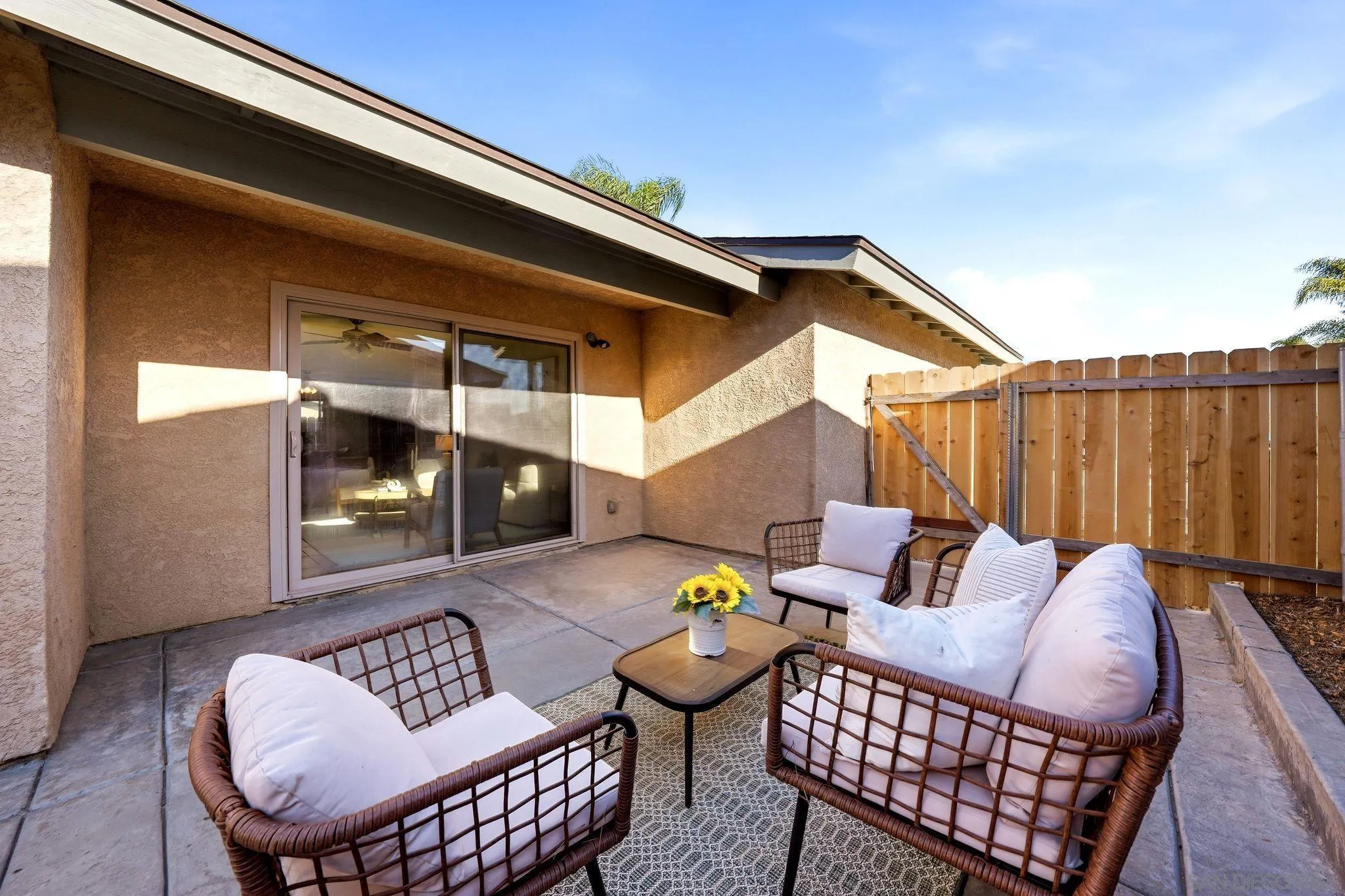 https://cdn.realtyfeed.com/cdn/127/260021315/bbbd9b1d95991fafcbd515f739f993b2.webp