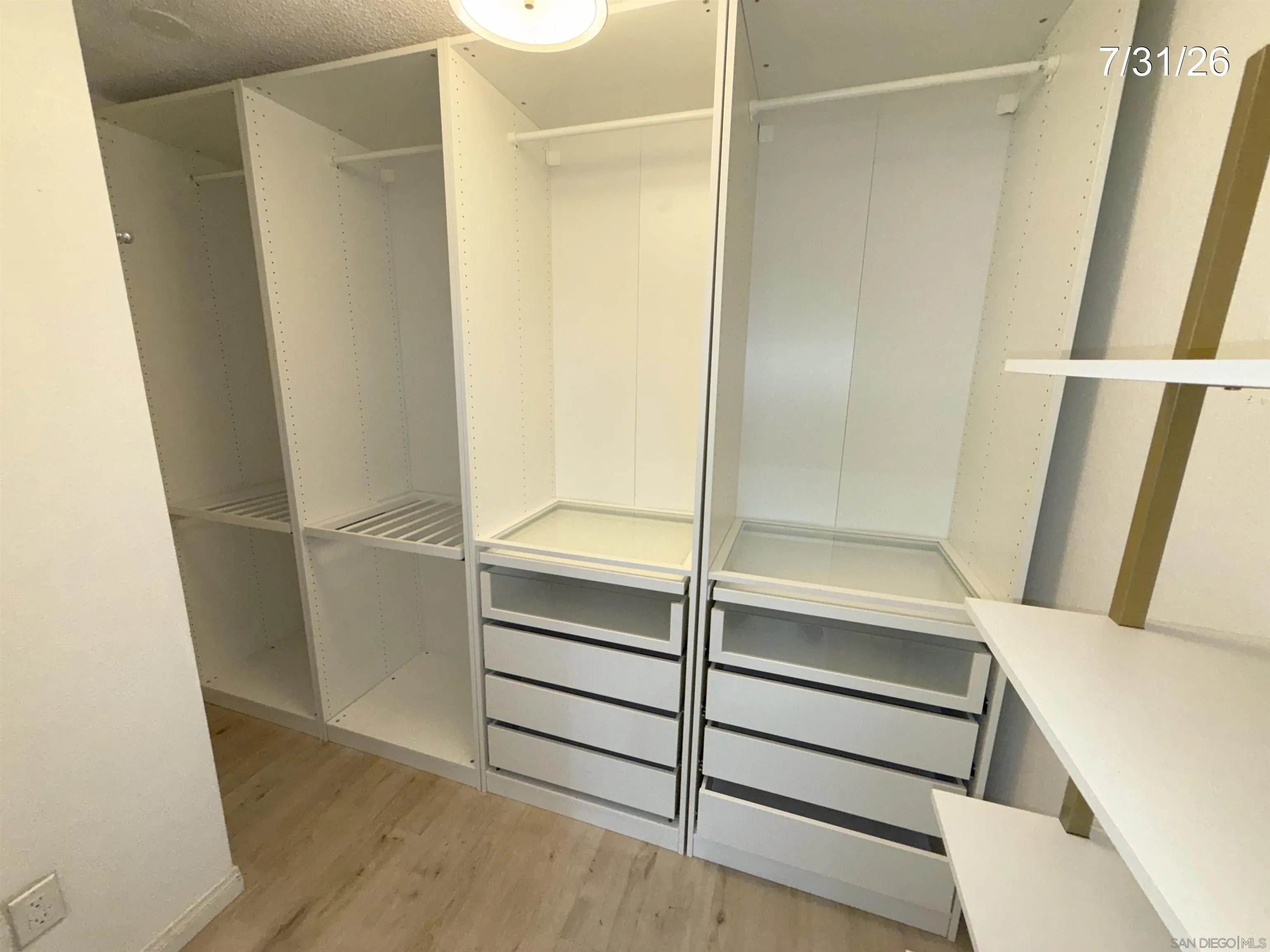 https://cdn.realtyfeed.com/cdn/127/260021318/0fb4fe3b6ce2c5ae0e47f5e3a70f3b66.webp