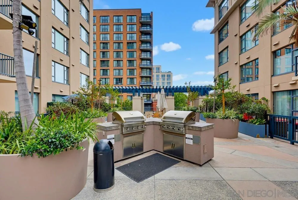 https://cdn.realtyfeed.com/cdn/127/260021321/4aebde7f8af4e142c38acf0098f6c0d7.webp