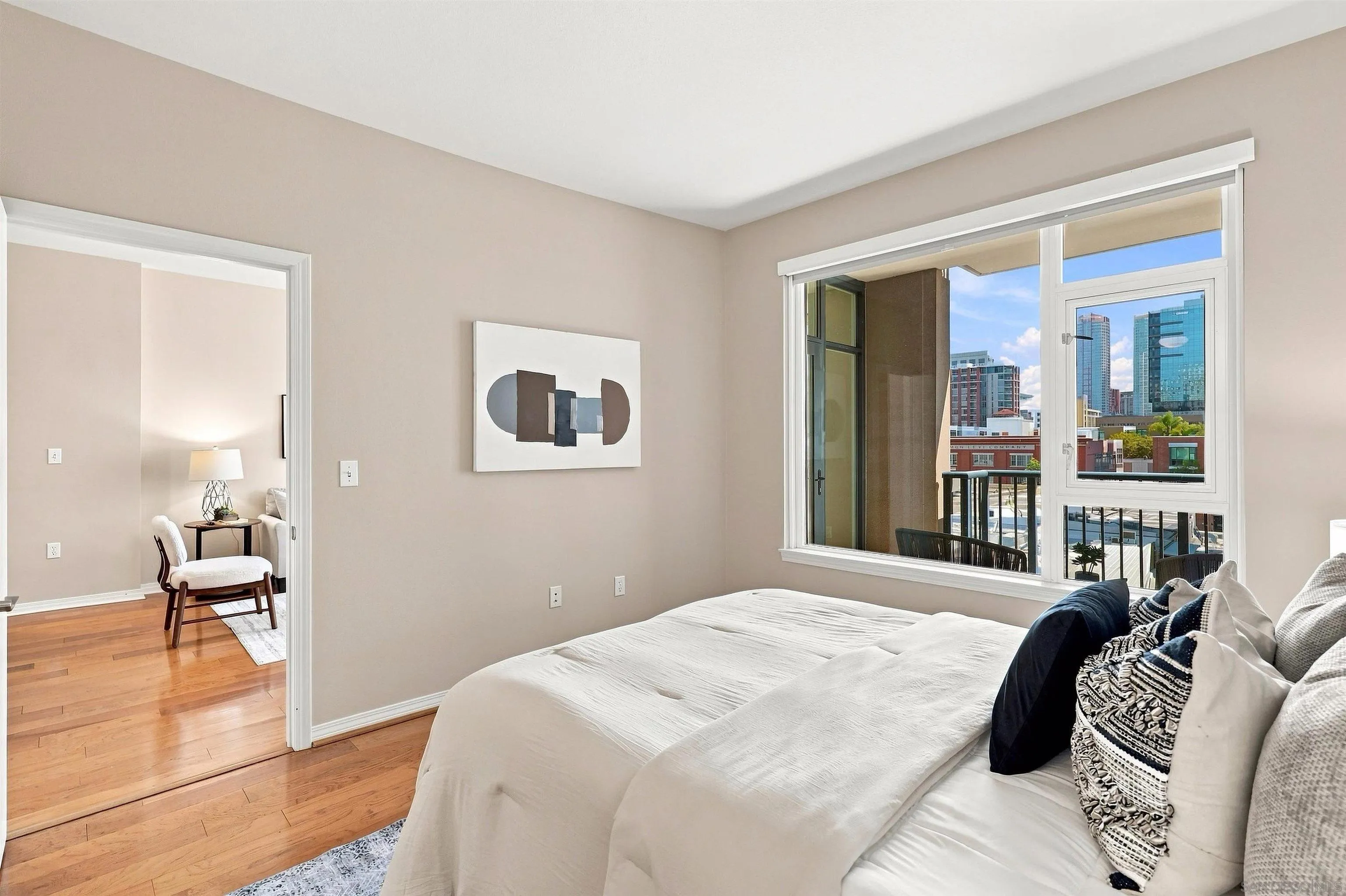 https://cdn.realtyfeed.com/cdn/127/260021321/59edb2f8e74165d191e68101aa227df3.webp