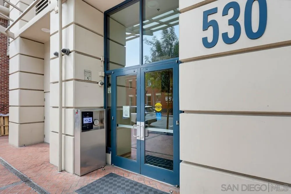 https://cdn.realtyfeed.com/cdn/127/260021321/aab72008fdcce8fe919f96456374cc4a.webp
