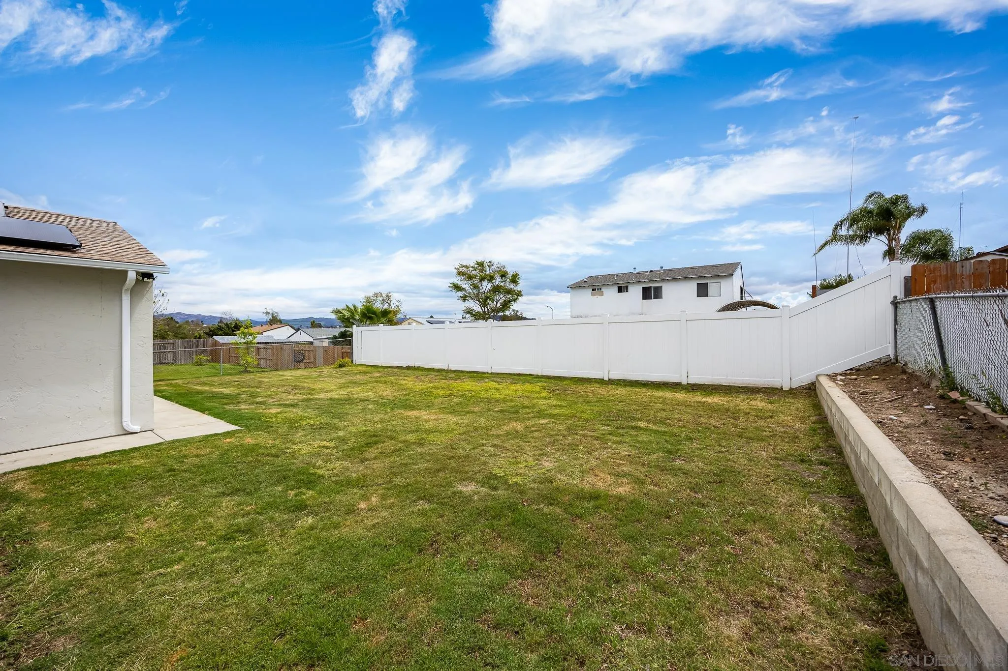 https://cdn.realtyfeed.com/cdn/127/260021322/b95b68b6a0575312539d34088e42bc6c.webp