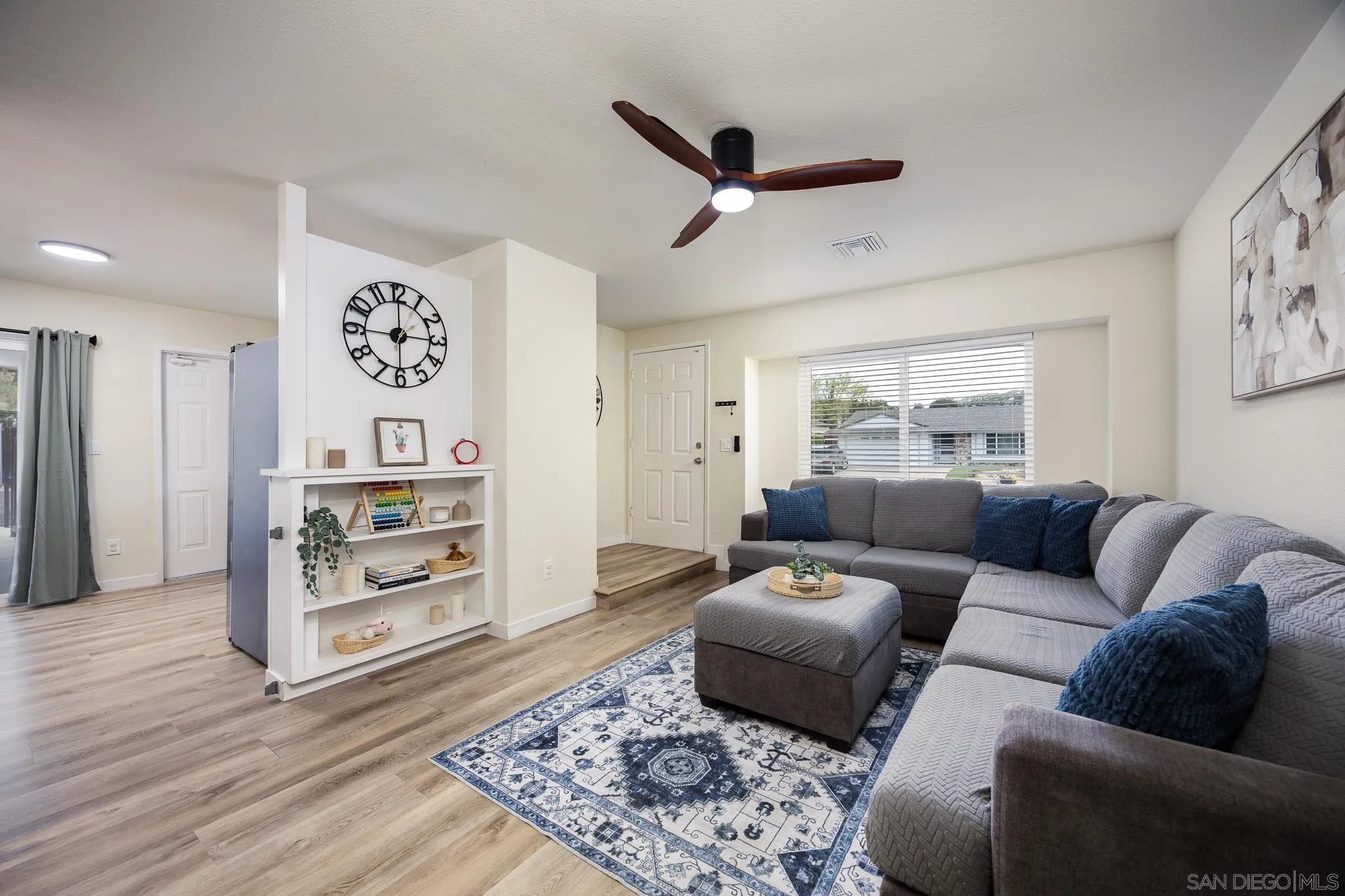 https://cdn.realtyfeed.com/cdn/127/260021322/bbde8d336f84c95199e06e63644c9e75.webp