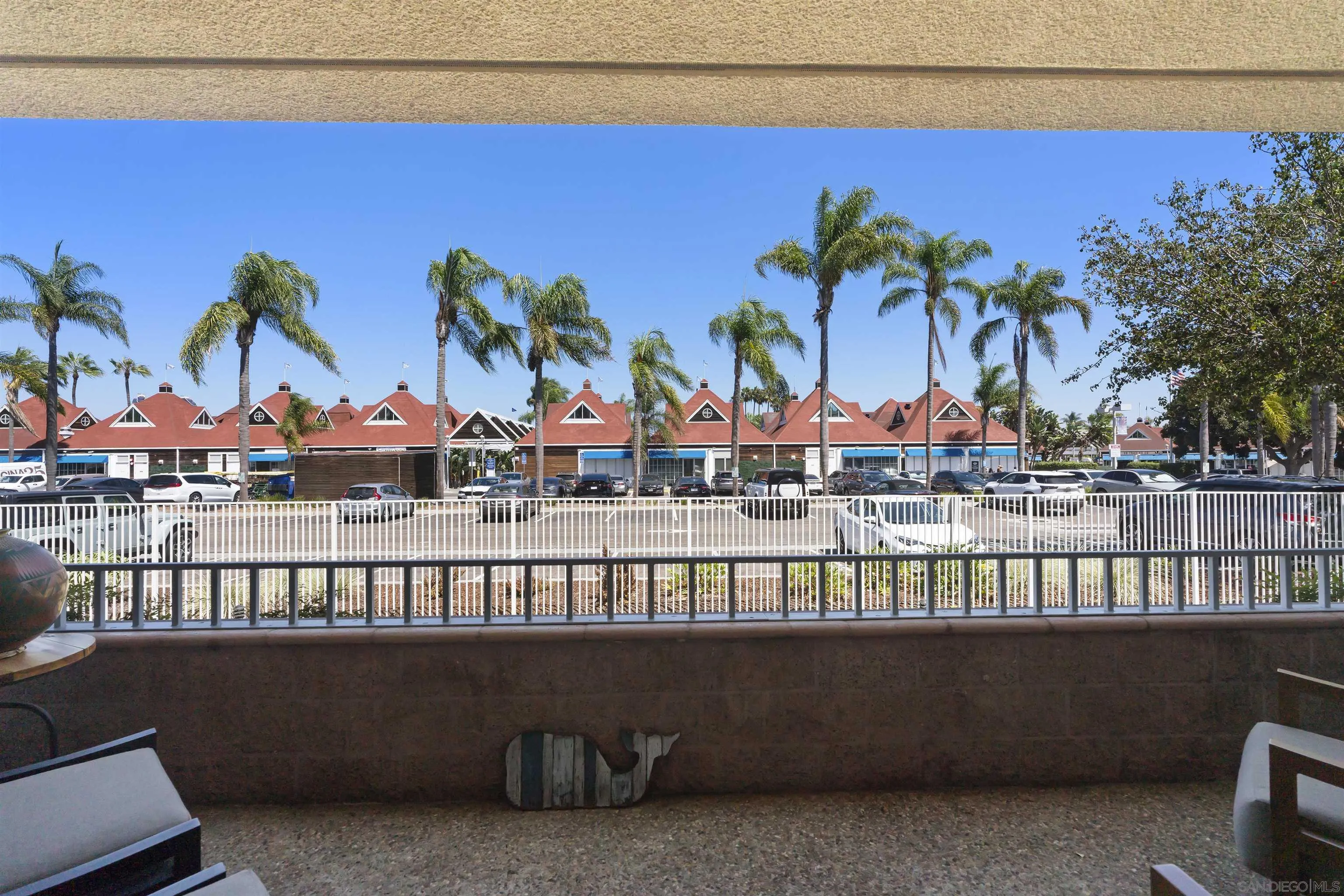 https://cdn.realtyfeed.com/cdn/127/260021323/0357b77703ee44bc883520e6002d6c2f.webp