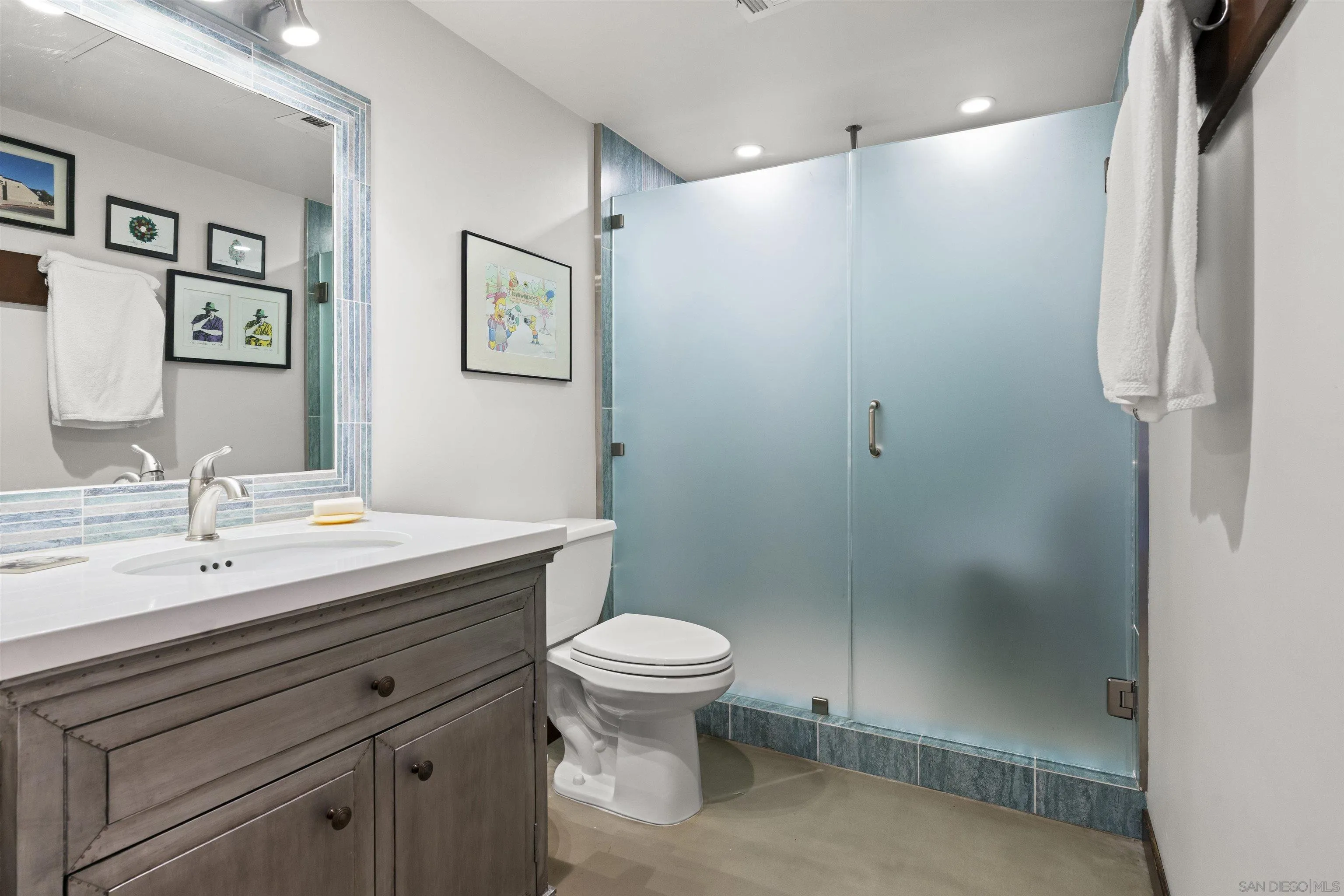 https://cdn.realtyfeed.com/cdn/127/260021323/0bd3afb867ce799bf1f261b2f6dde7a8.webp