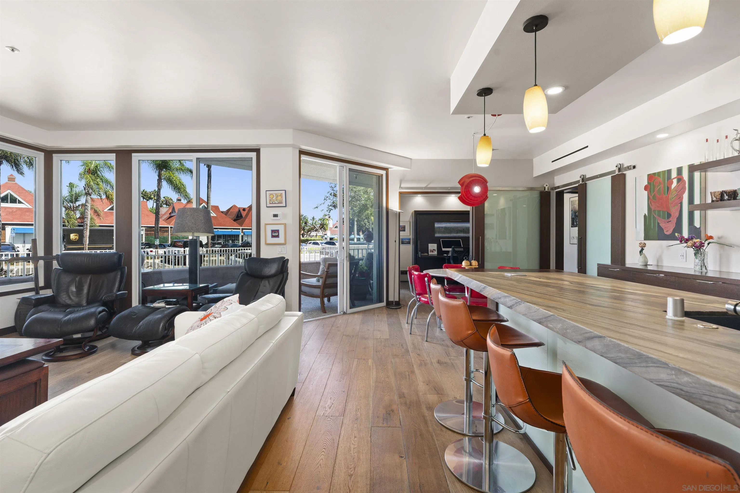 https://cdn.realtyfeed.com/cdn/127/260021323/1be2ea9abc4e12e34f773f9111672529.webp