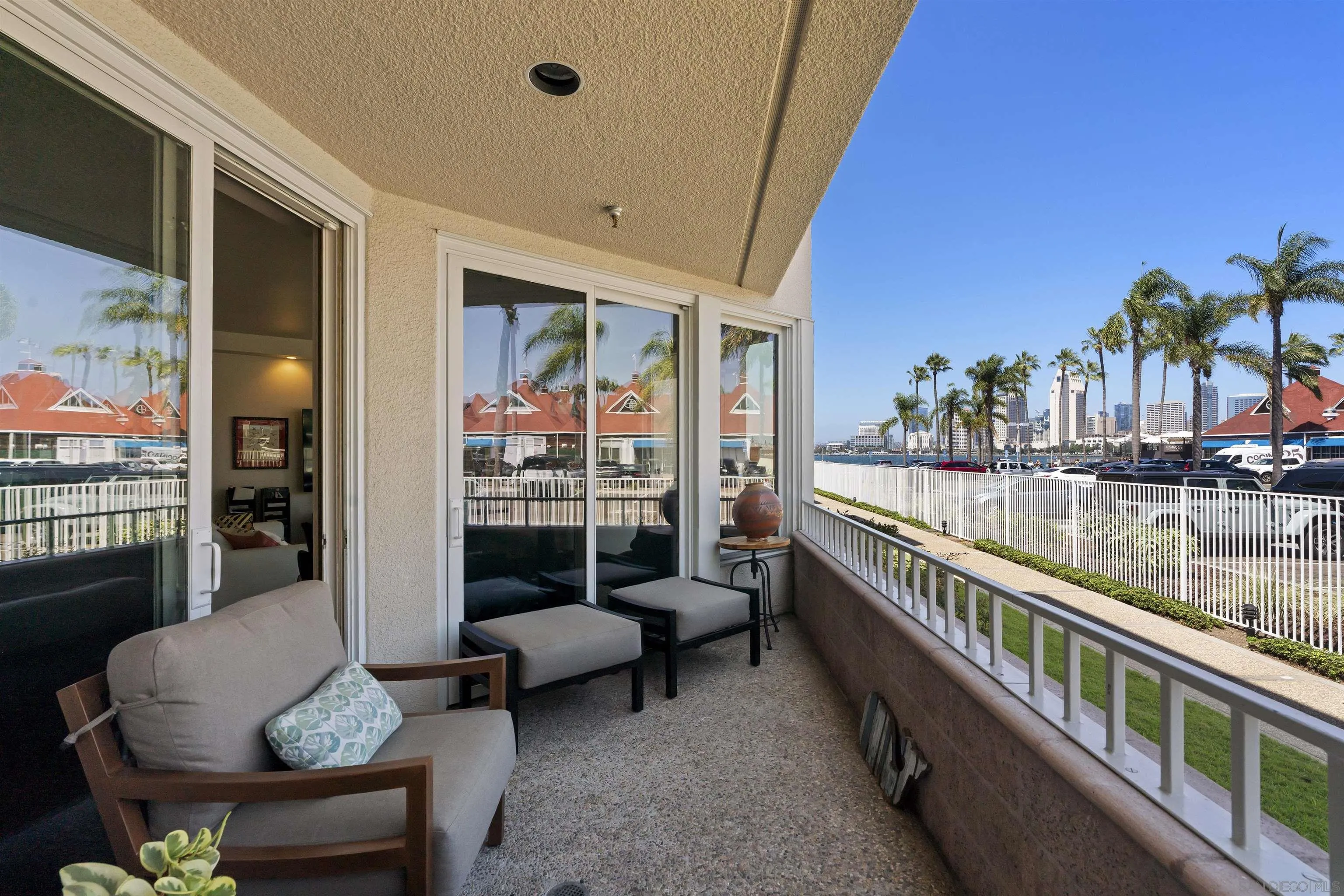 https://cdn.realtyfeed.com/cdn/127/260021323/fe84591e9b2405a2a0421cf93927072a.webp