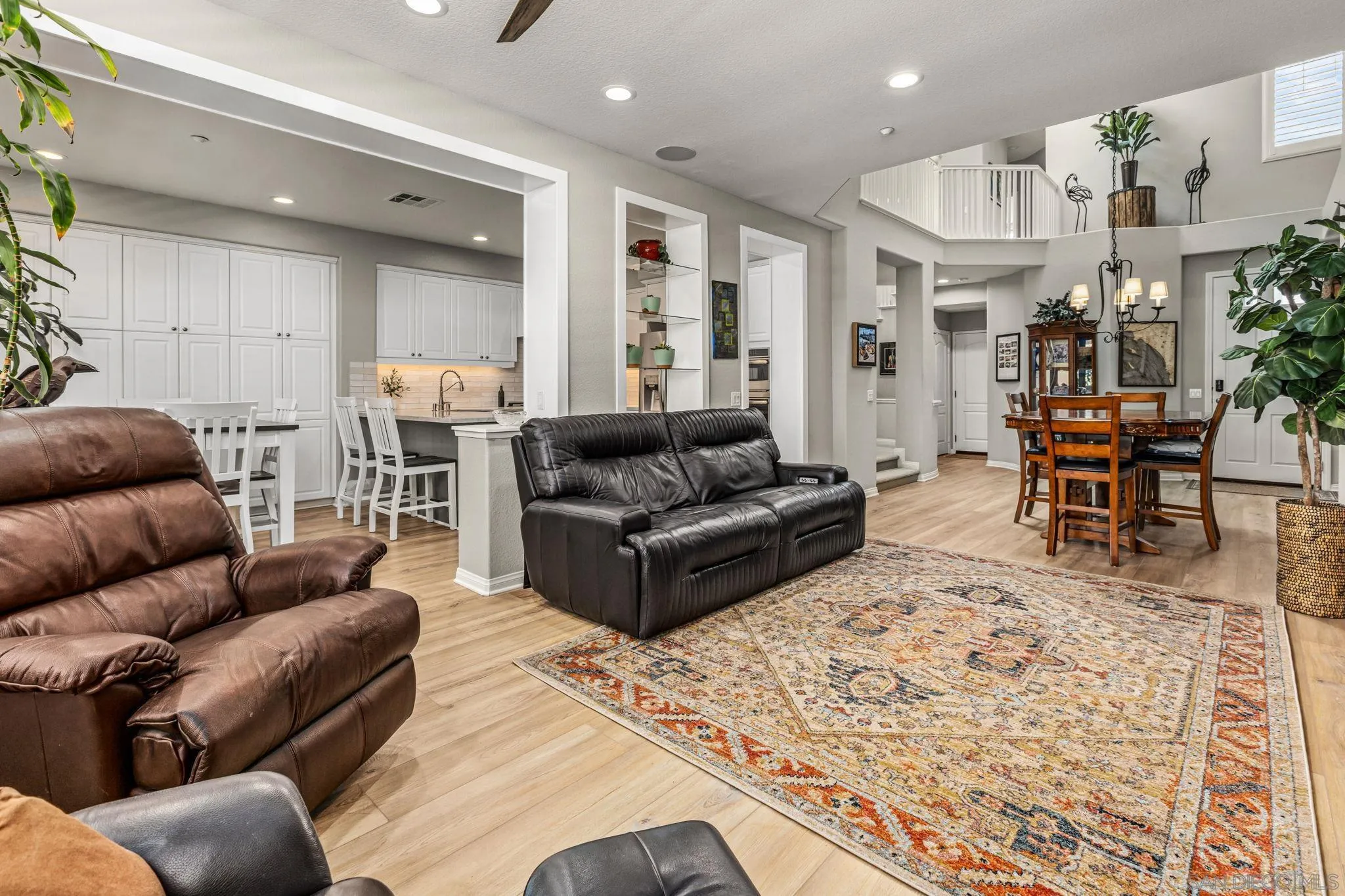 https://cdn.realtyfeed.com/cdn/127/260021324/83899badd0db510015bfdccc5232ac35.webp
