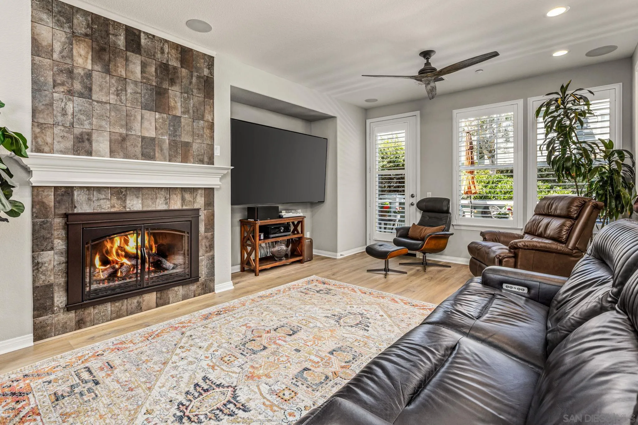 https://cdn.realtyfeed.com/cdn/127/260021324/a63f3623664508a297b34e179280a57e.webp