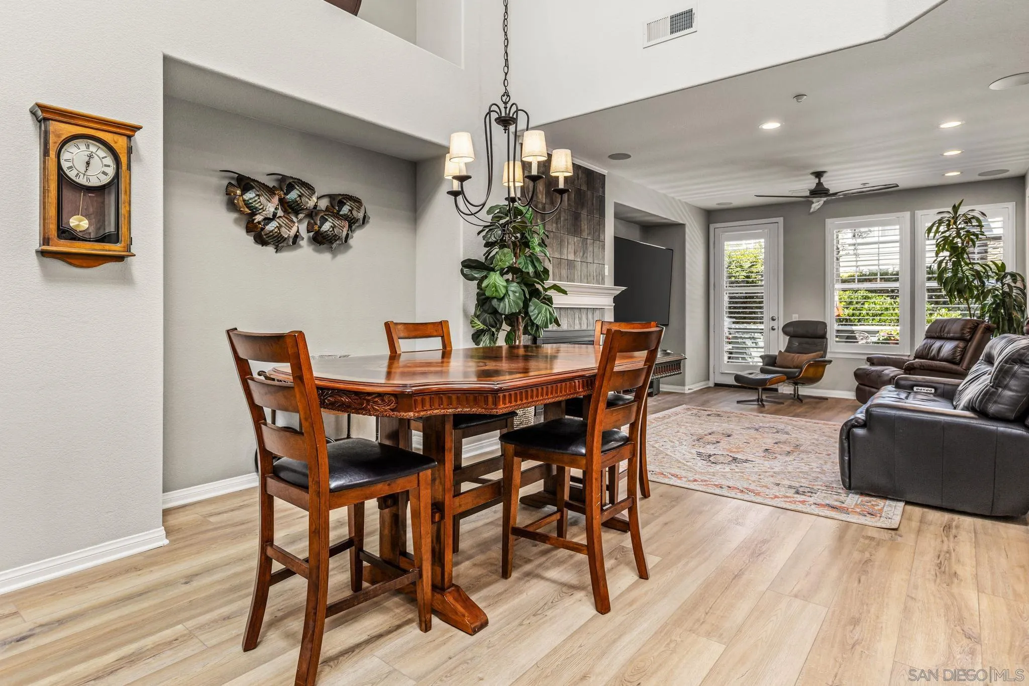 https://cdn.realtyfeed.com/cdn/127/260021324/e72e53dcecdcbf6d13a5c148b973b418.webp