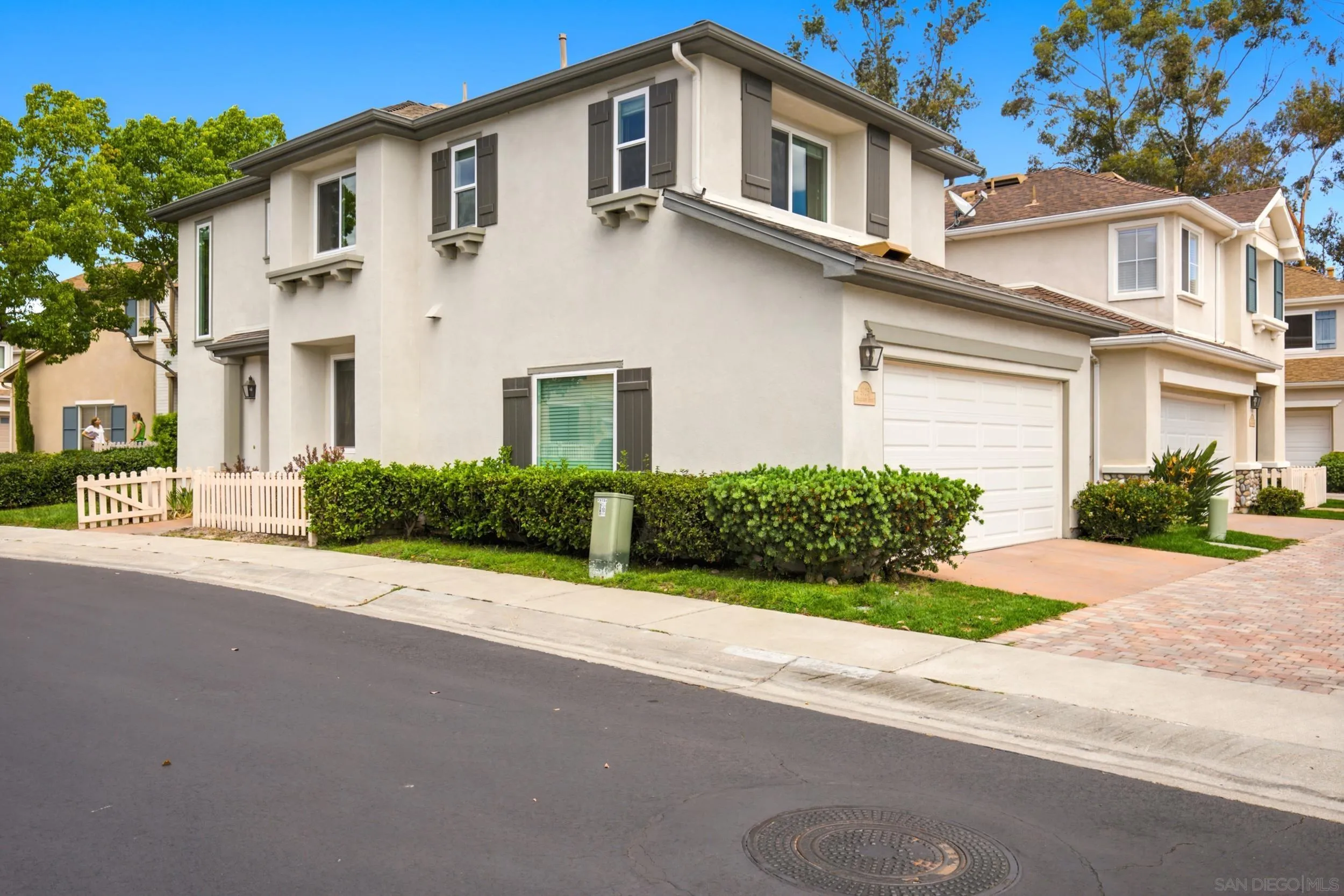 https://cdn.realtyfeed.com/cdn/127/260021326/483d1984d01aa2326f1ec2bd55cefead.webp