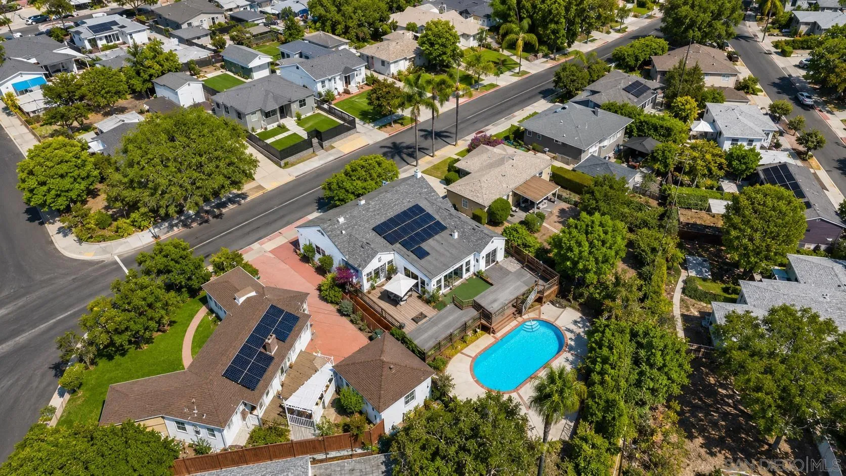 https://cdn.realtyfeed.com/cdn/127/260021333/d8930f34e871b67caa399ea9157c0e03.webp