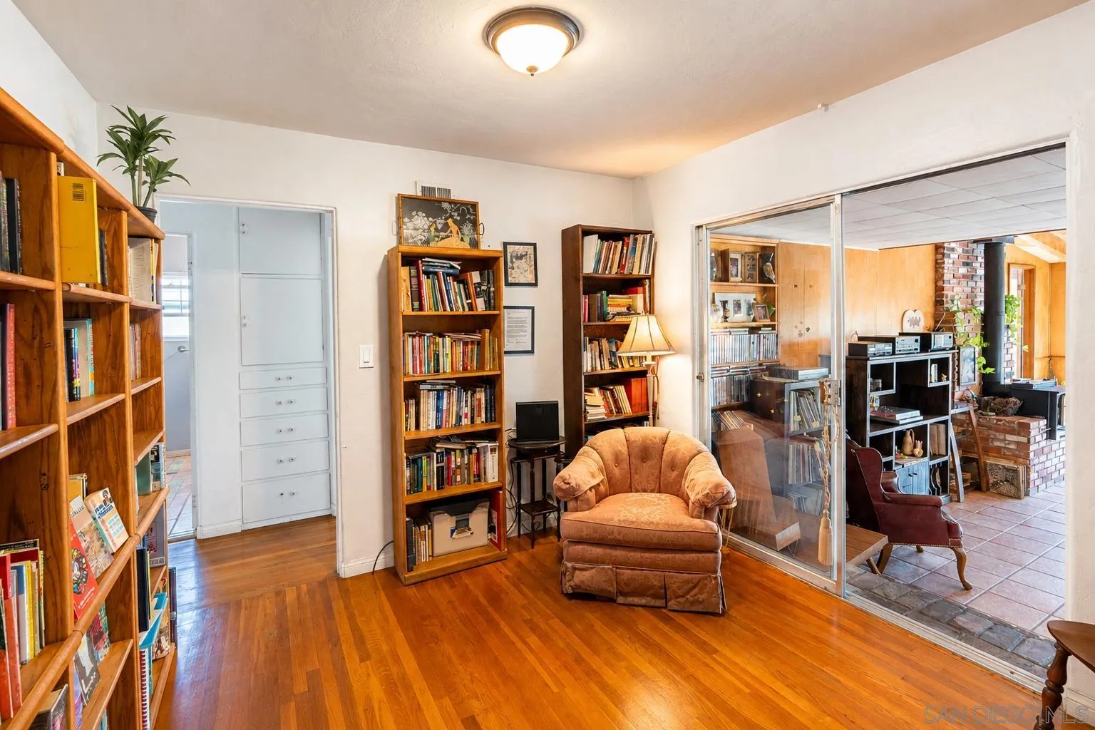 https://cdn.realtyfeed.com/cdn/127/260021333/f72020b5ab346d19bdbc7ca4ab7fd4b6.webp