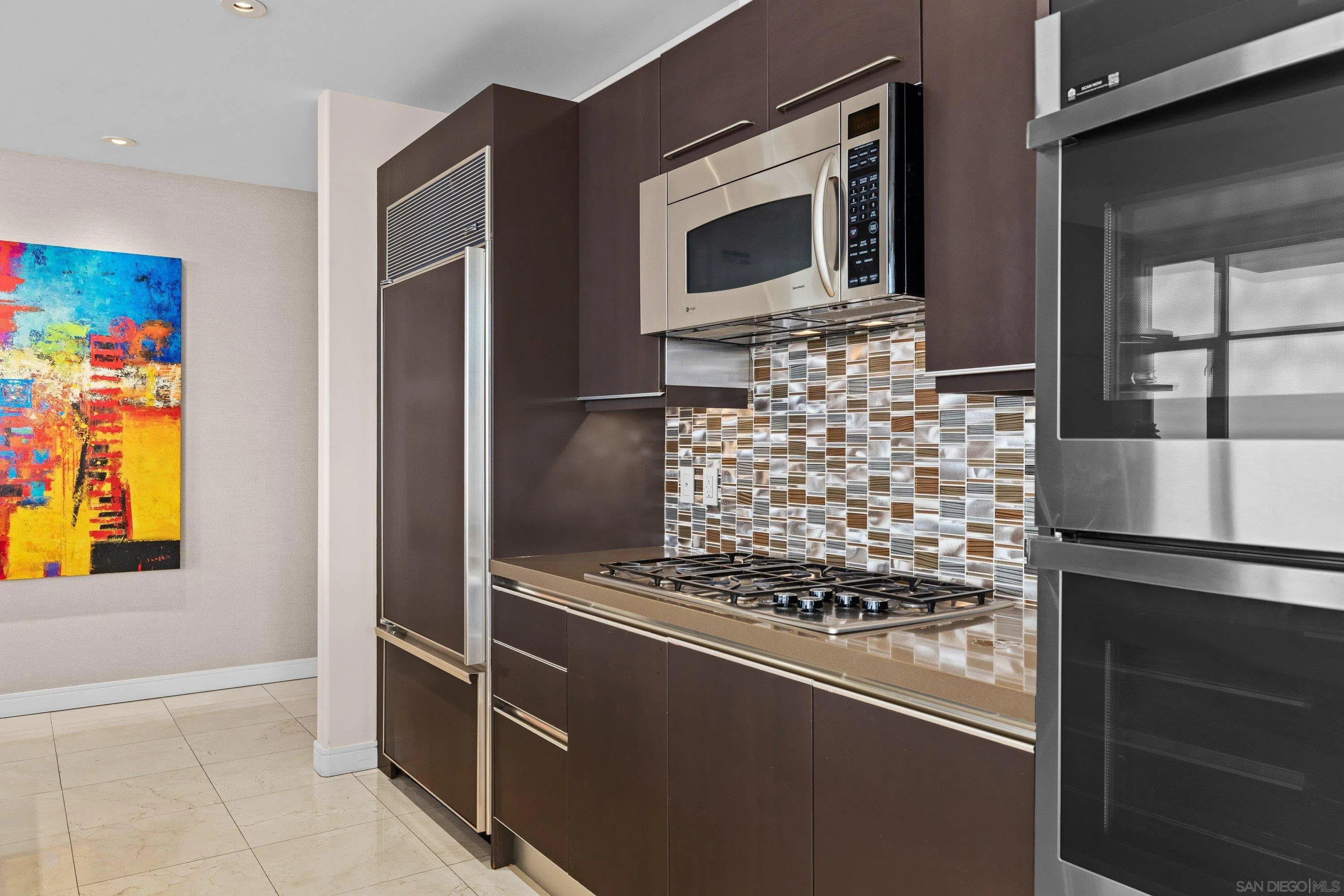 https://cdn.realtyfeed.com/cdn/127/260021335/918ec5c1cfb2878cb2f66aa67dba89b6.webp