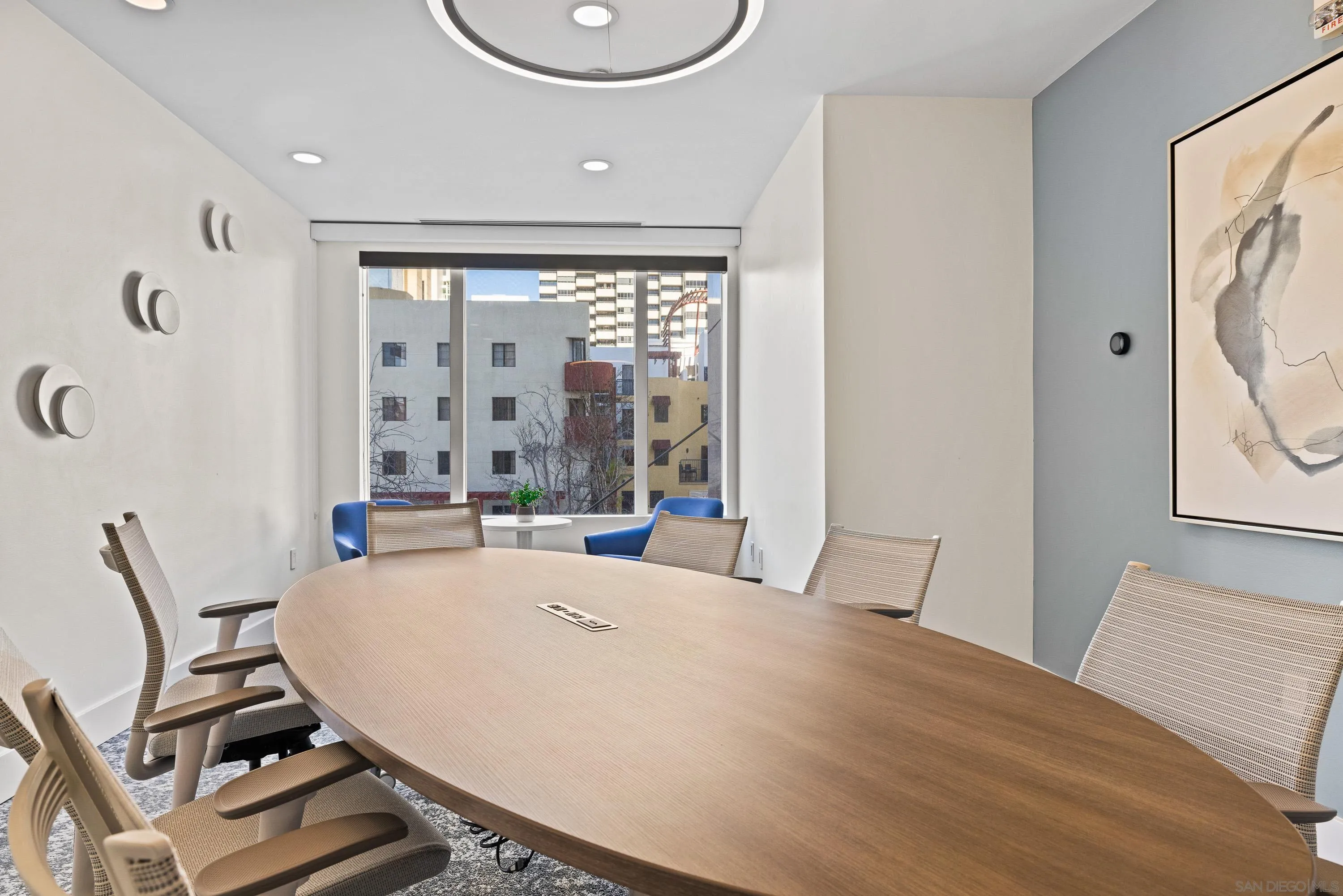 https://cdn.realtyfeed.com/cdn/127/260021335/9fecf53b5fd15a1d0c16aea071b3e41d.webp