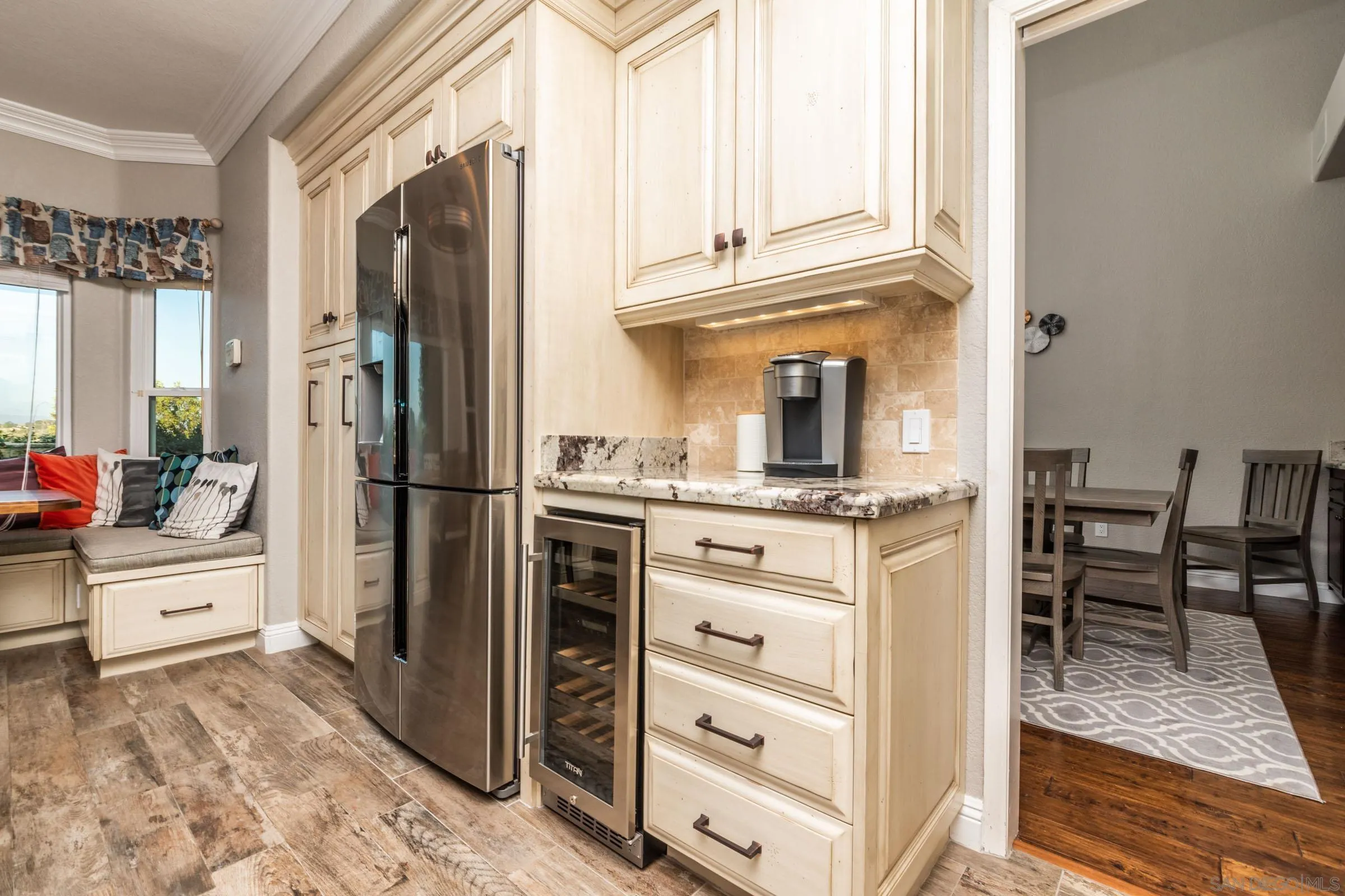 https://cdn.realtyfeed.com/cdn/127/260021336/07c77cb128dad86fb673ed6d12b9a7b4.webp