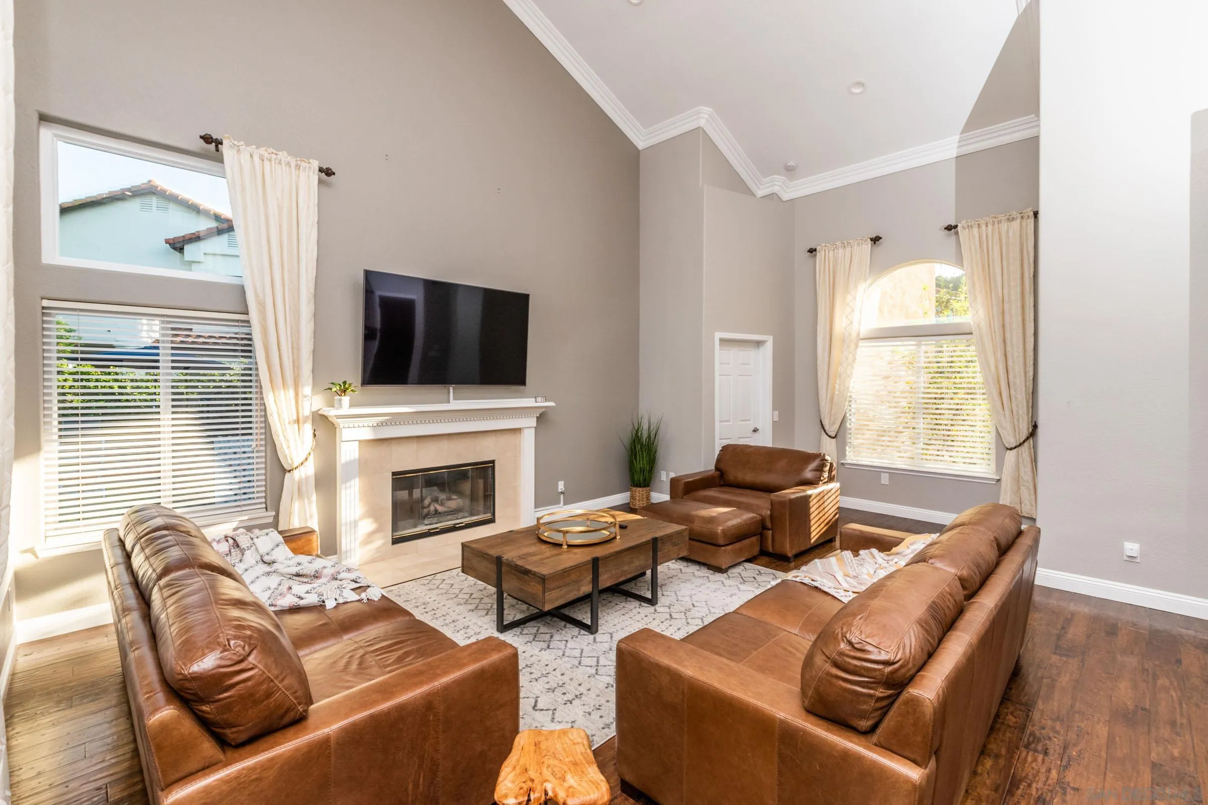https://cdn.realtyfeed.com/cdn/127/260021336/608c687316fbf851ee9923063fa002a7.webp