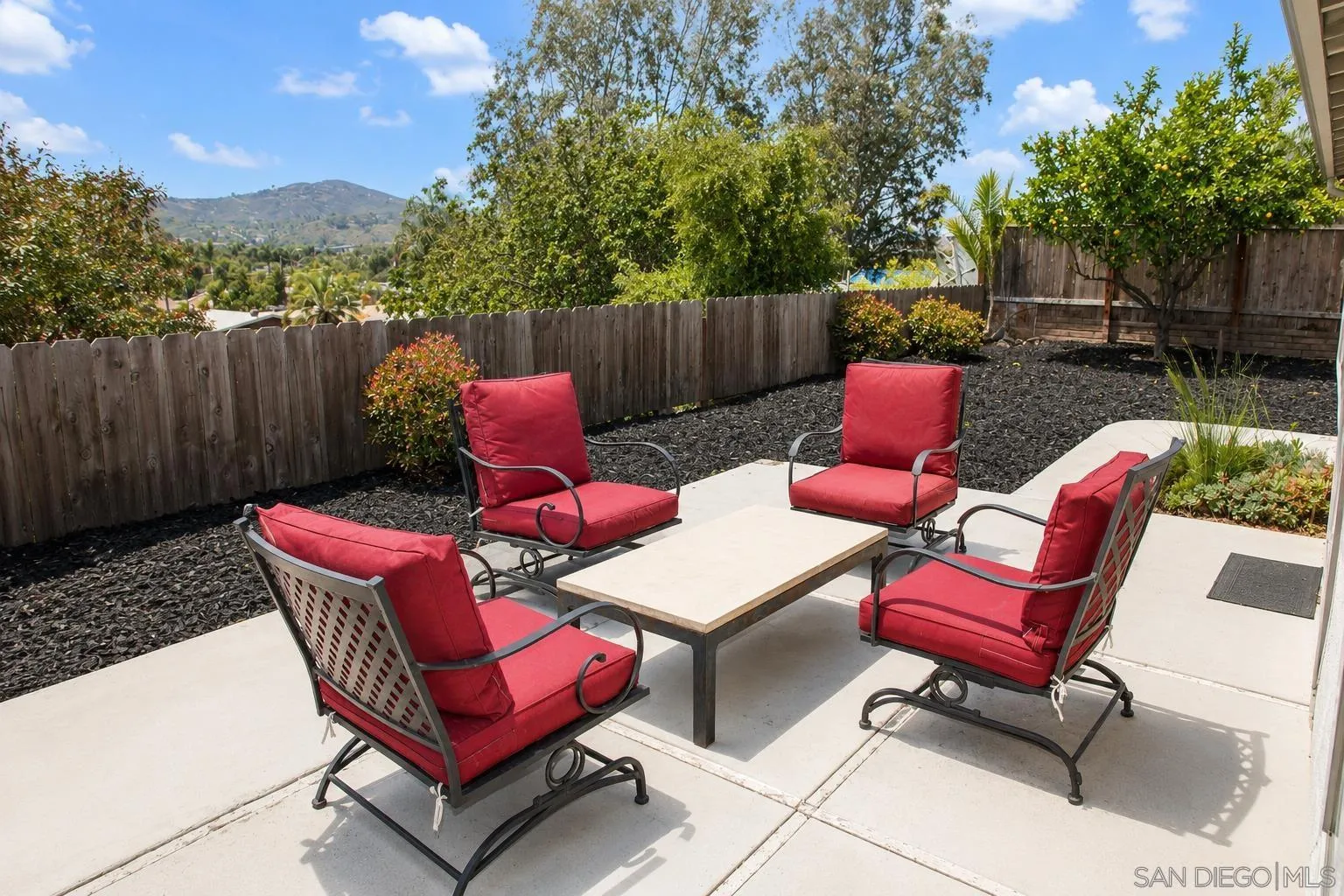 https://cdn.realtyfeed.com/cdn/127/260021341/62677c1d78967cc0cd5027745d4e713e.webp