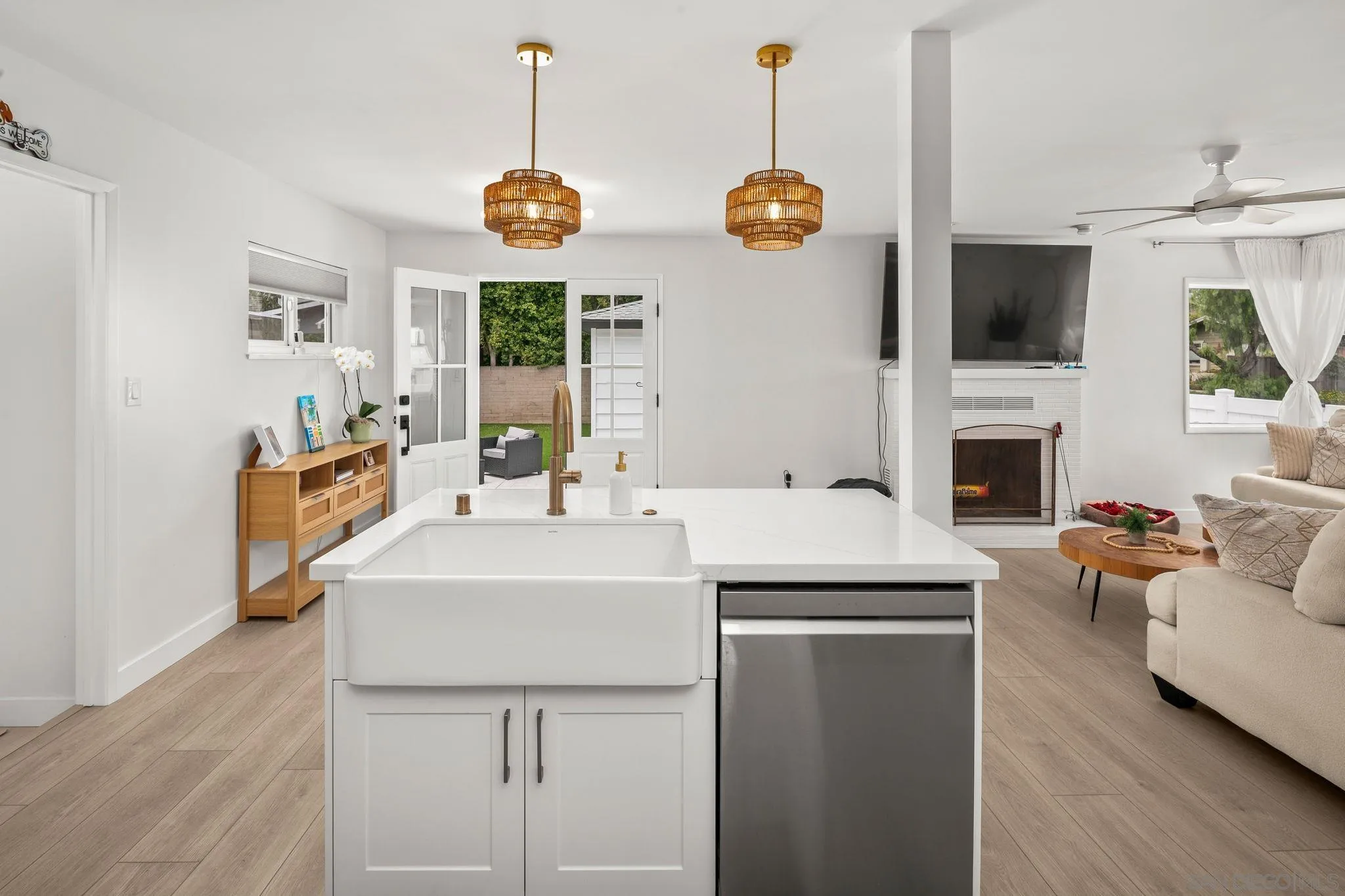 https://cdn.realtyfeed.com/cdn/127/260021347/9e659b61d0d9fde9bbbd0c69da17c133.webp