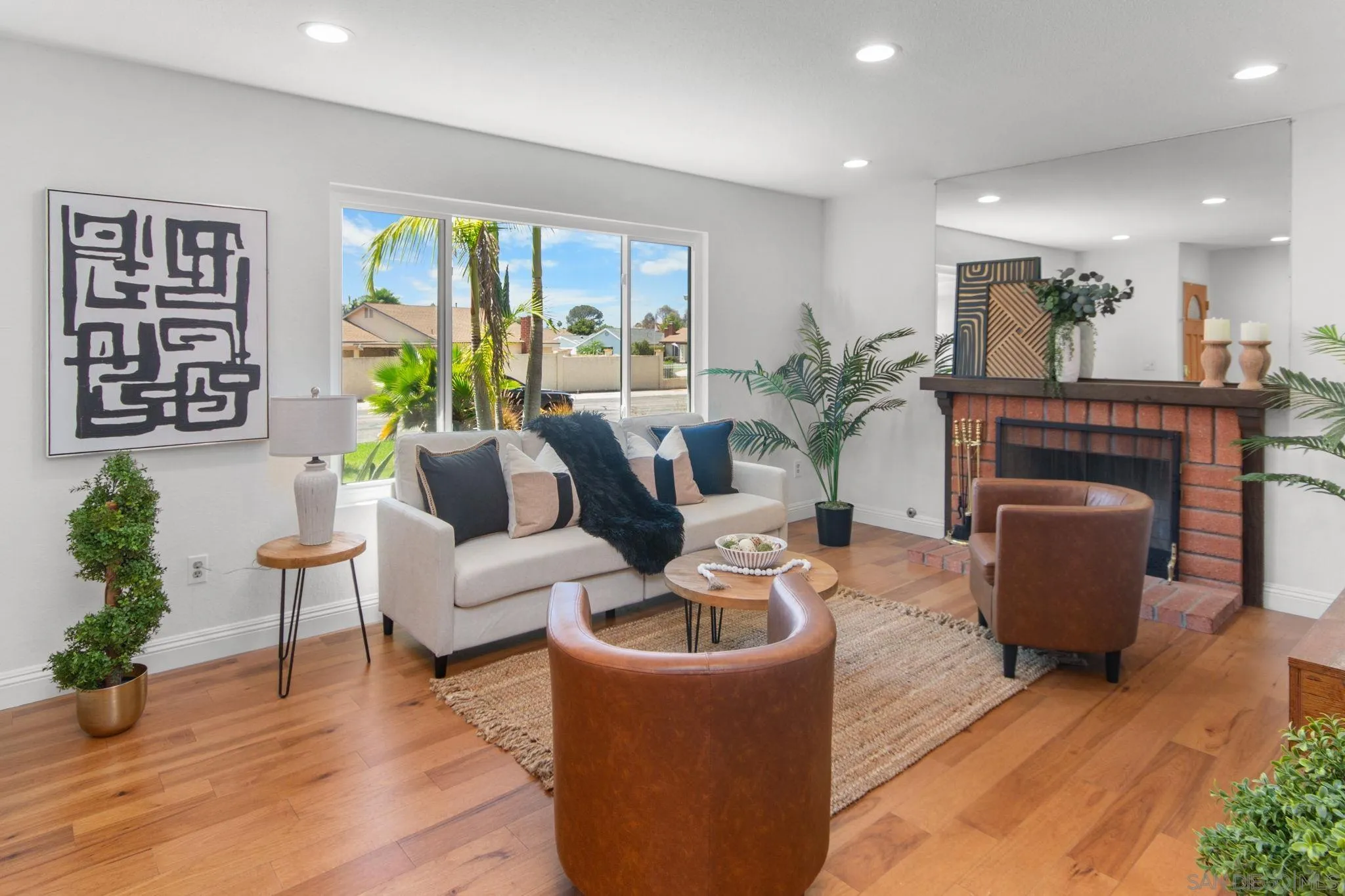 9060 Hatcher Lane, San Diego, CA 92126 - Photo 5 of 33, San Diego, CA