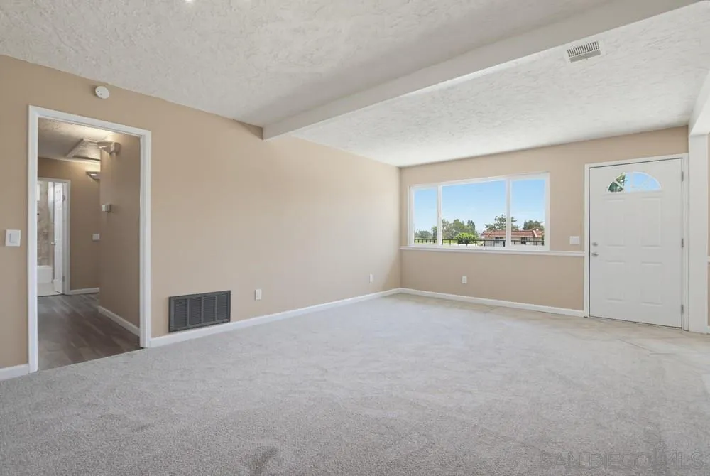 1626 Rue De Valle, San Marcos, CA 92078 - Photo 5 of 33, San Marcos, CA