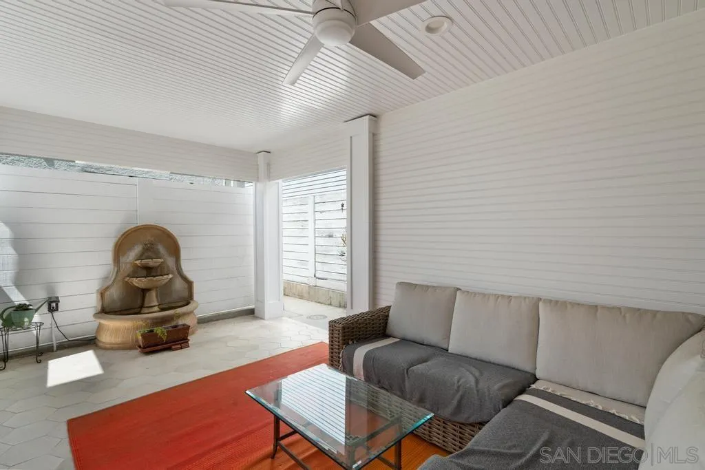 https://cdn.realtyfeed.com/cdn/127/260021356/57cd5cfcb18545957aed87185976d27f.webp