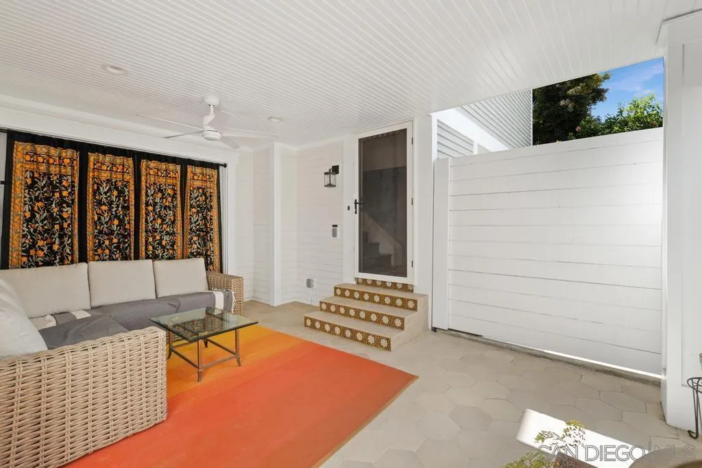 https://cdn.realtyfeed.com/cdn/127/260021356/65ba7be16b18e266b699f6a33220dd07.webp