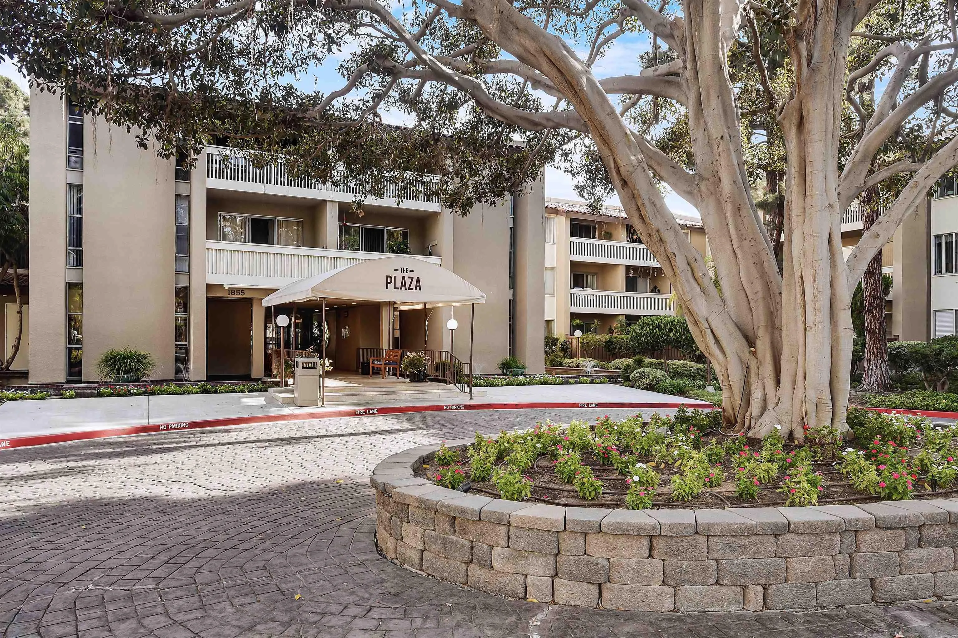 https://cdn.realtyfeed.com/cdn/127/260021366/3bf4e2c0aa38b41ee9c0fe2001a31a55.webp