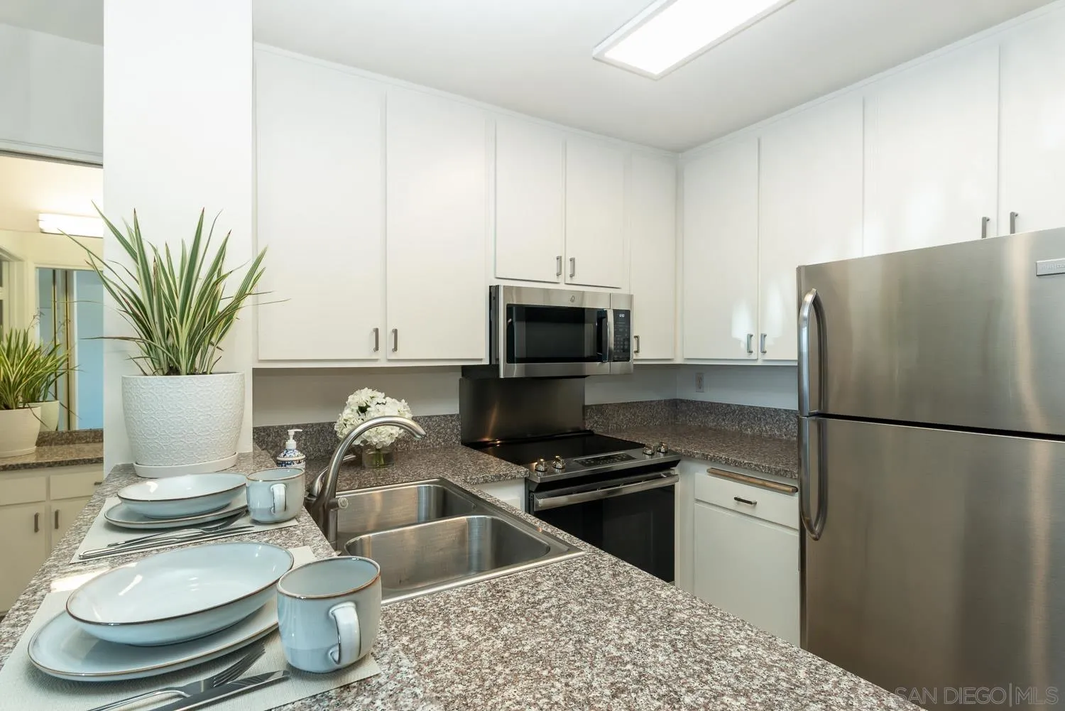 https://cdn.realtyfeed.com/cdn/127/260021366/b4dfcc7457b764775218e6252003c654.webp