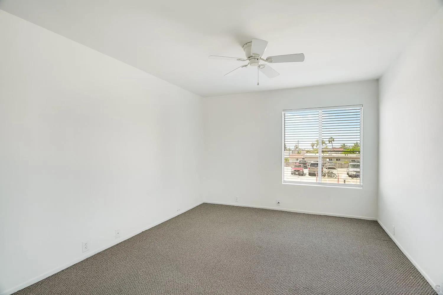https://cdn.realtyfeed.com/cdn/127/260021366/bd67e9c71deaf9c70043f2a199425041.webp