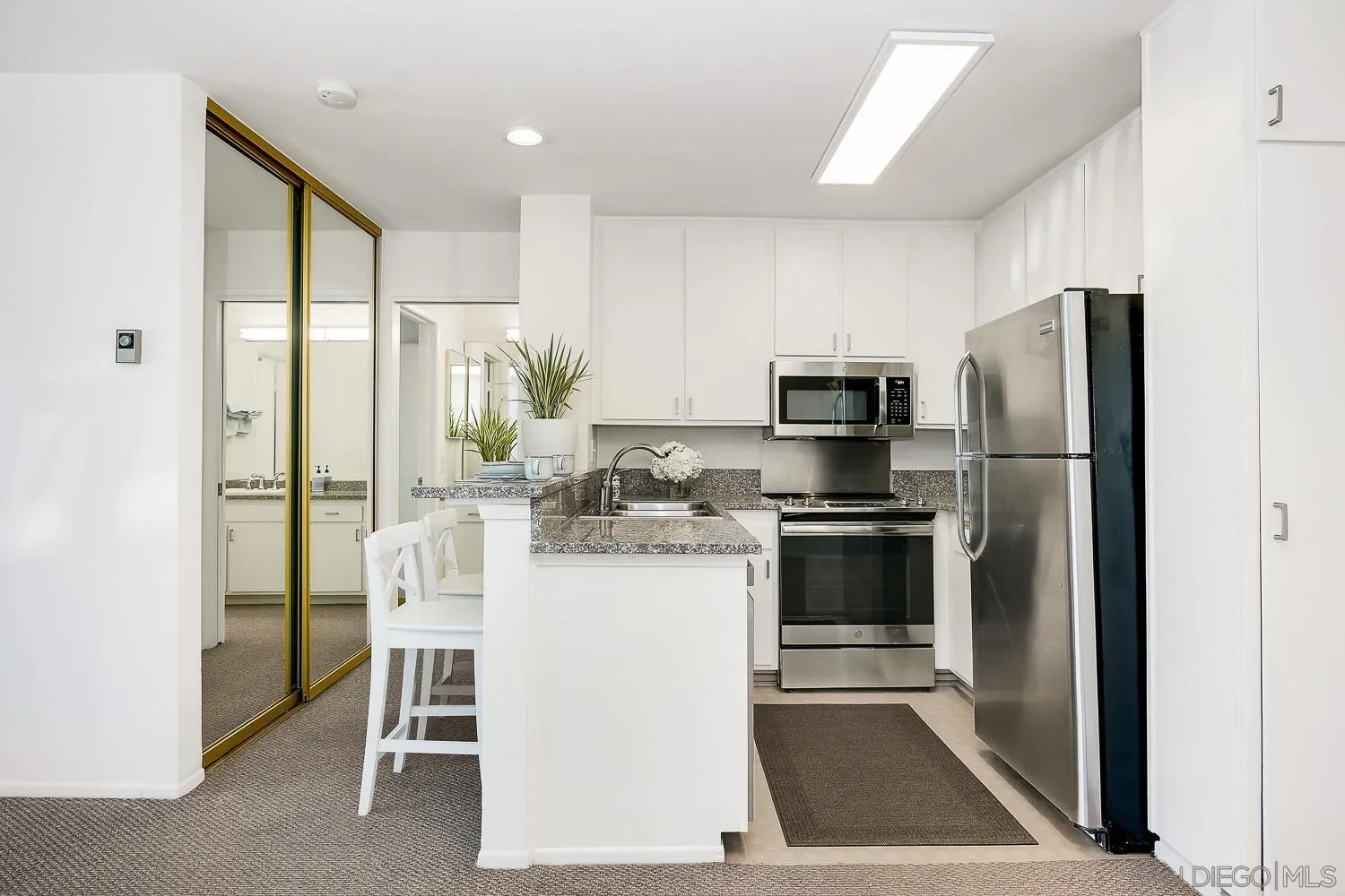 https://cdn.realtyfeed.com/cdn/127/260021366/d5daf0382c2c37f398b3dc1aa25cc02f.webp