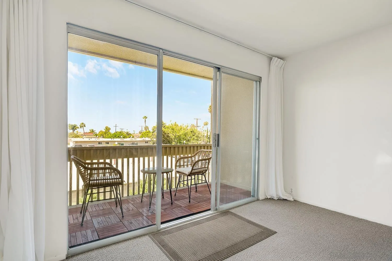 https://cdn.realtyfeed.com/cdn/127/260021366/d68aeab13c8ff6912cc987f34b52d3f6.webp