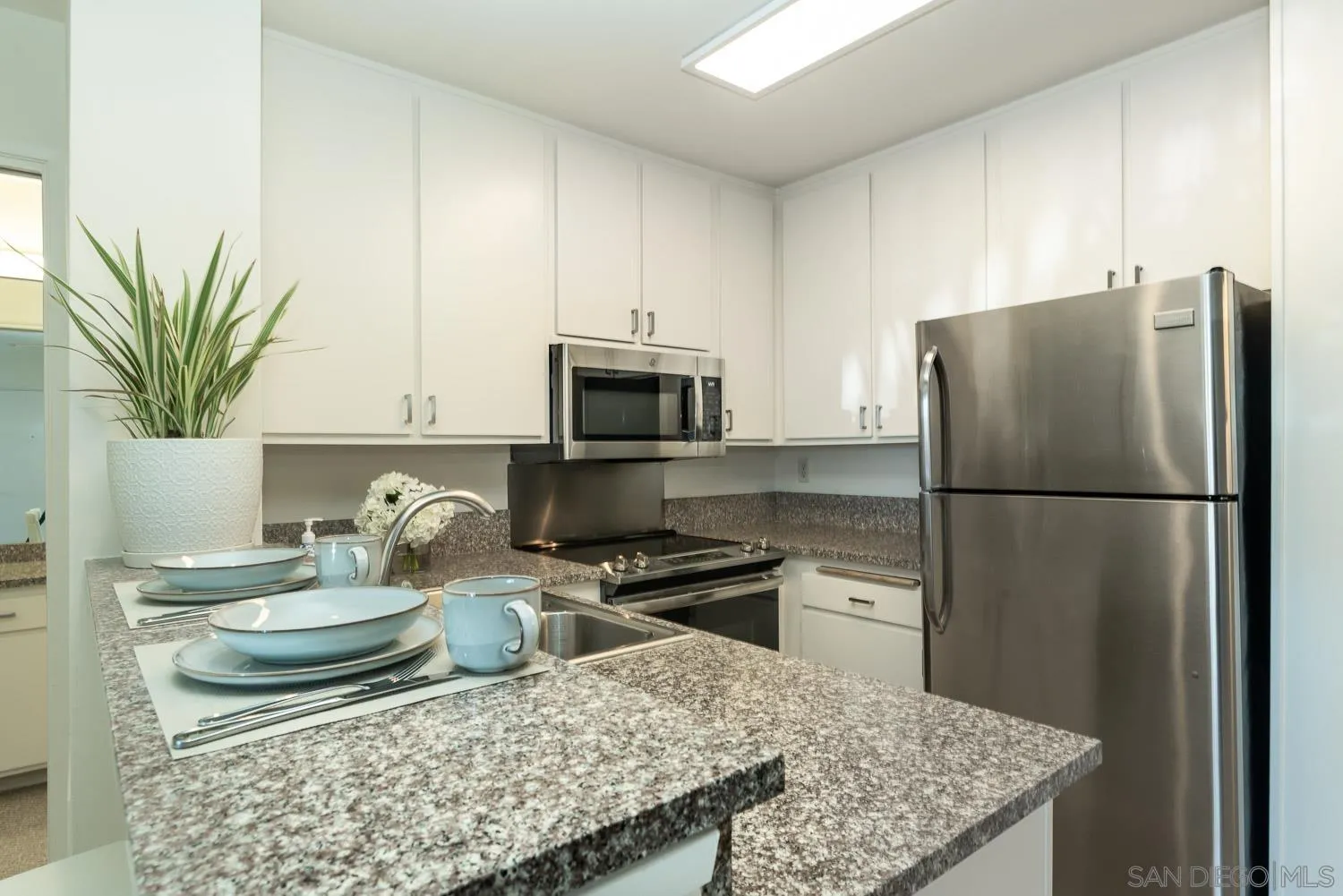 https://cdn.realtyfeed.com/cdn/127/260021366/e86b93d0395e99b4f84038689c39b8df.webp