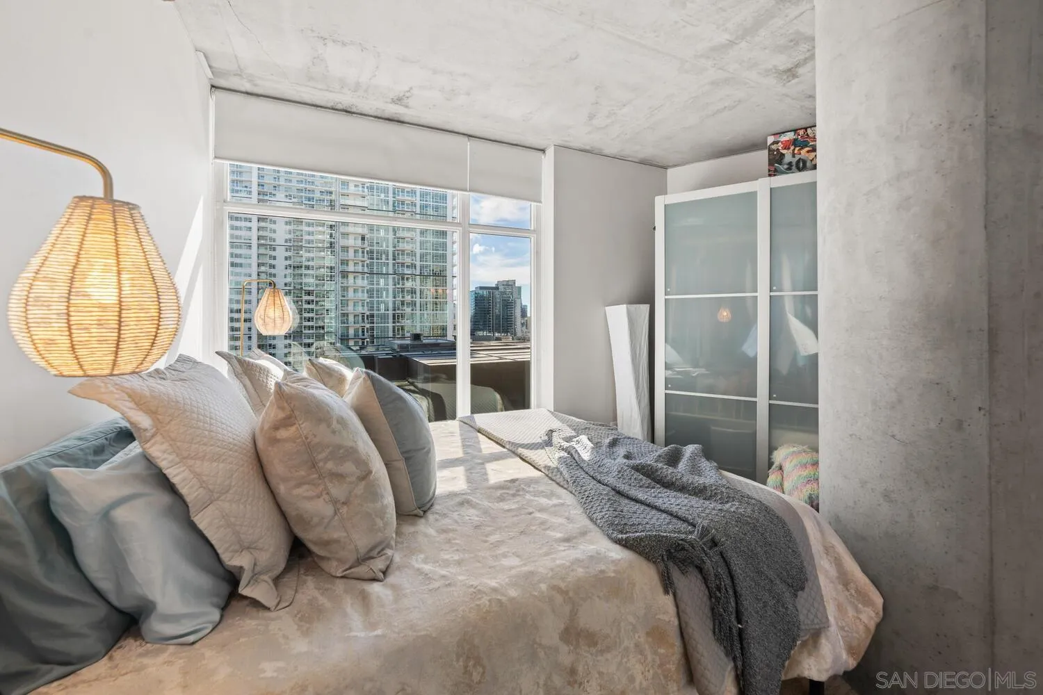 https://cdn.realtyfeed.com/cdn/127/260021370/38bf03079cd1a75e173d868d64e12d13.webp
