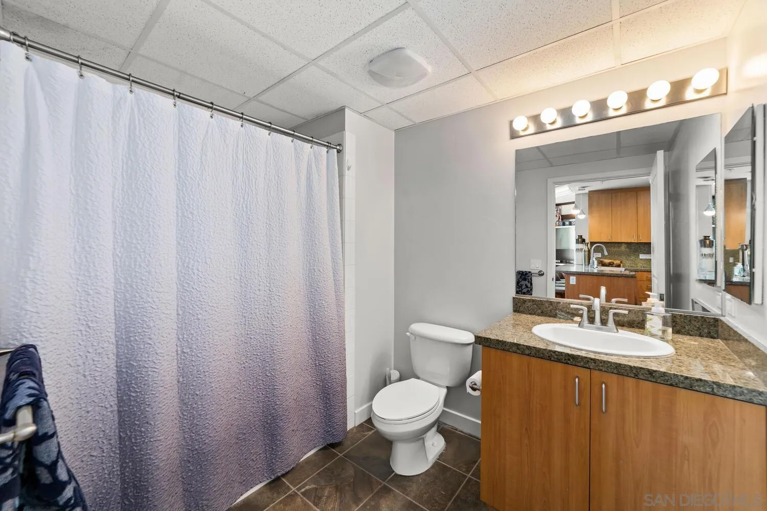 https://cdn.realtyfeed.com/cdn/127/260021370/77a939f5433f7abb5978c2a358a7bbf6.webp