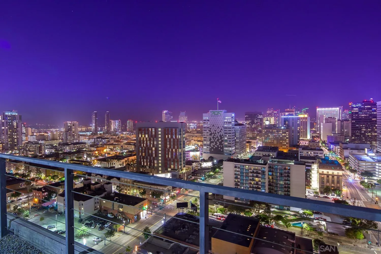 https://cdn.realtyfeed.com/cdn/127/260021370/93c14a9eaec6d845a6c0b2eb8e517f4c.webp