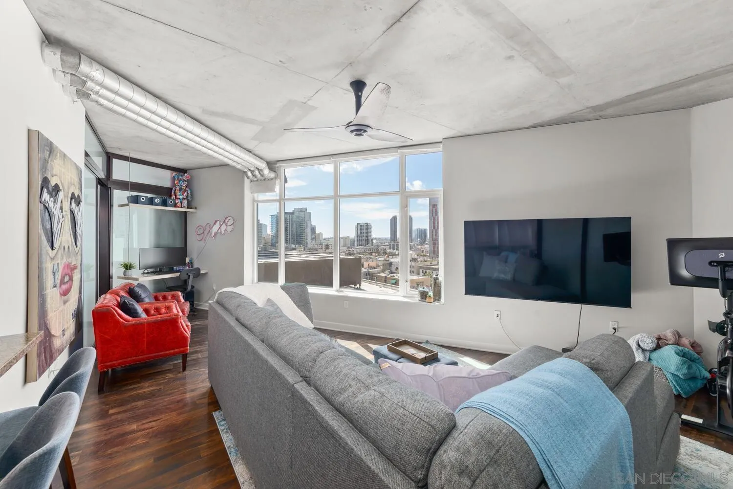 https://cdn.realtyfeed.com/cdn/127/260021370/c16885696344f65485f9e5e642180e52.webp